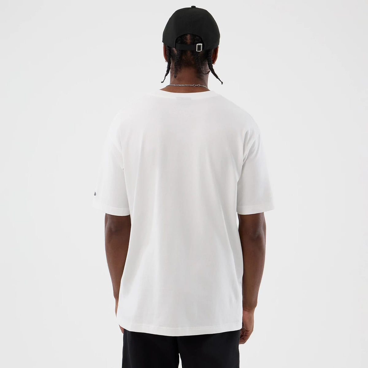 The Male model is wearing New York Yankees Cooperstown MLB Sport Classic White T-Shirt 2