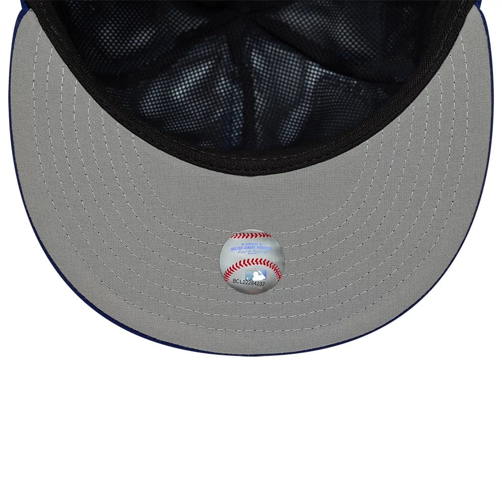 This is a LA Dodgers MLB Gore-Tex Dark Blue 59FIFTY Fitted Cap 2