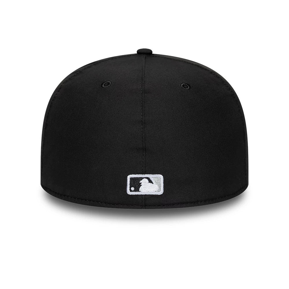 This is a Chicago White Sox MLB Gore-Tex Black 59FIFTY Fitted Cap 7