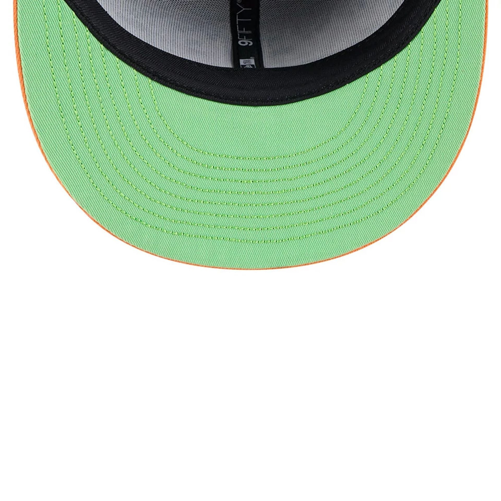 Pictured is this Green Bay Packers NFL x Nickelodeon black 9FIFTY Snapback cap. 2
