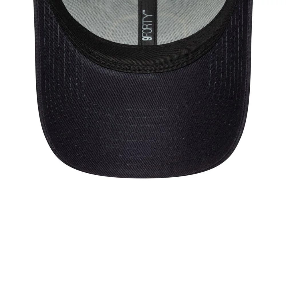 Pictured is this Youth Core Chelsea FC Lion Crest 9FORTY in blue. 5