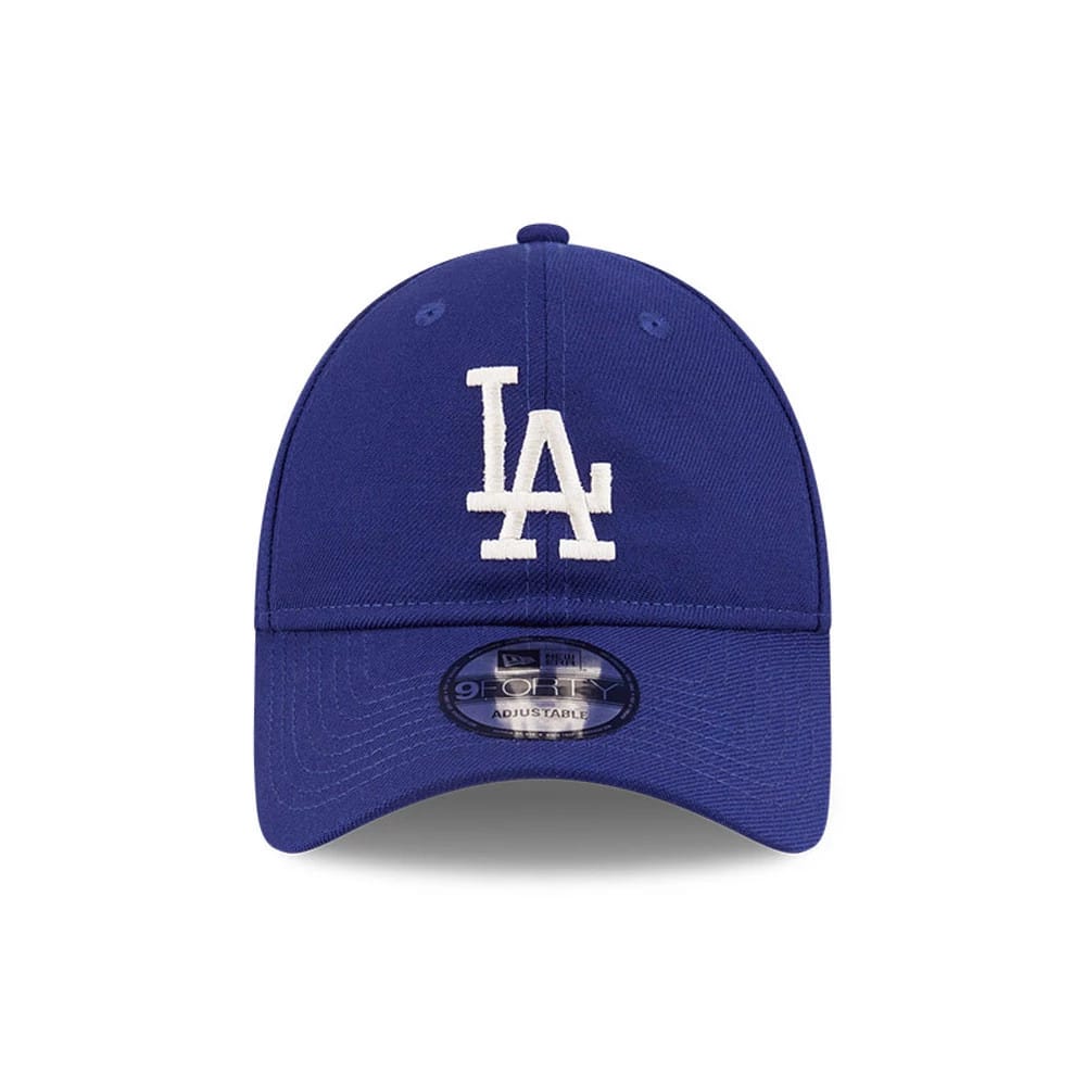 LA Dodgers FOG X MLB Dark Blue New Era 9FORTY Adjustable Cap, front view showing a white LA embroidery on the structured dark blue crown with a pre-curved visor and a 9FORTY size sticker on the visor.