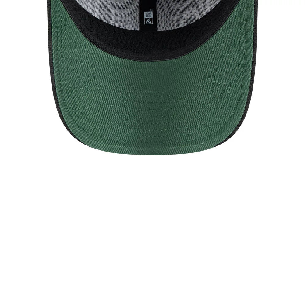 LA Dodgers MLB Lifestyle Black New Era 39THIRTY Stretch Fit Cap, inside view showing a green undervisor, black sweatband, grey interior taping with black stripes, and a small label at the centre.