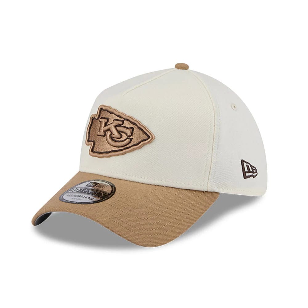 Kansas City Chiefs NFL White New Era 39THIRTY A-Frame Stretch Fit Cap, three-quarter view showing the raised brown KC logo embroidered on the front panel, a tan curved visor with a 39THIRTY size sticker, and a New Era flag logo on the left side.
