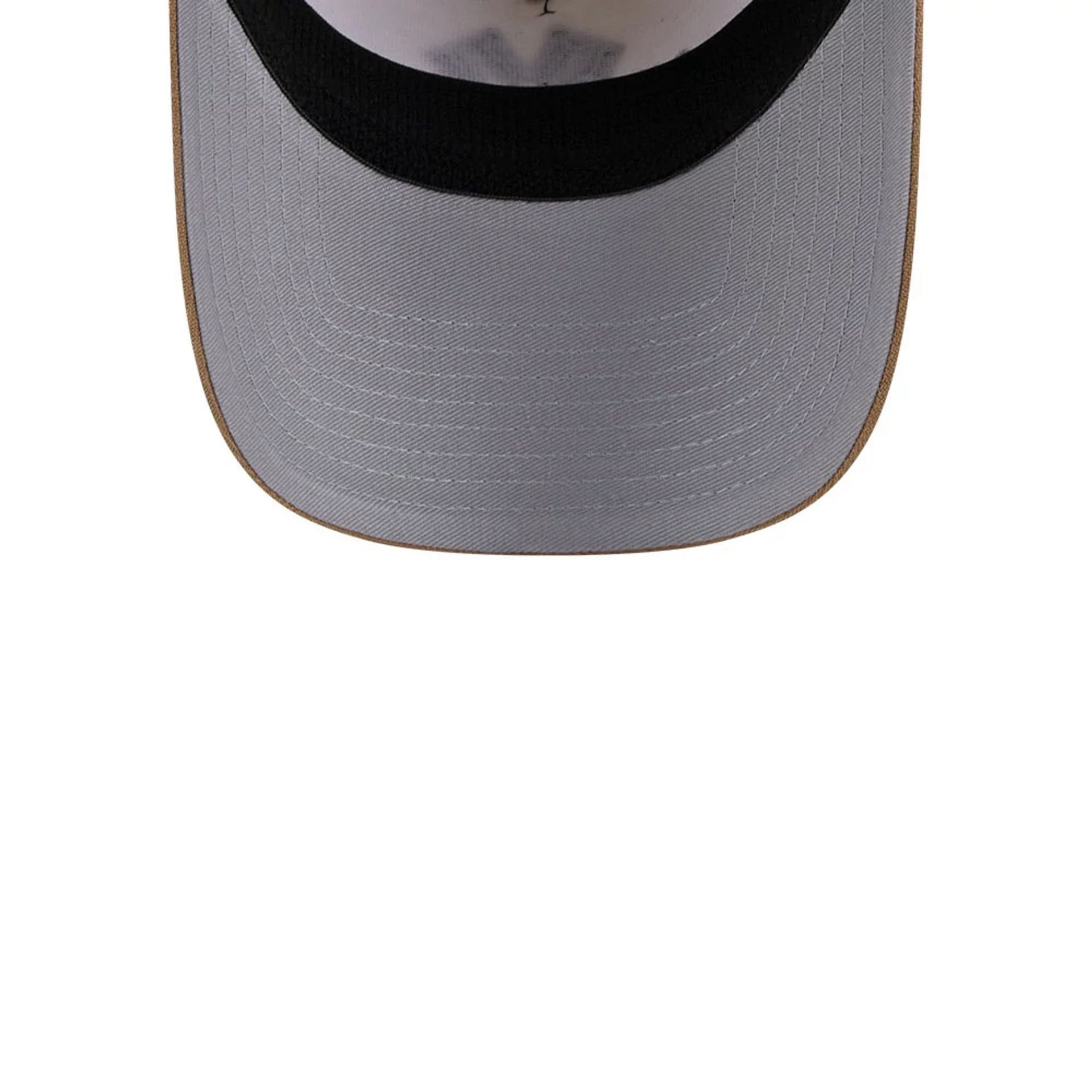 Pictured is this MLB Sandy Bay New York Yankees 39THIRTY A-Frame Stretch Fit cap in white. 2