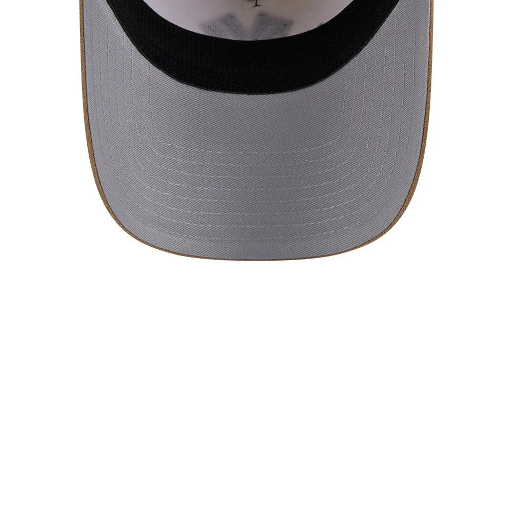 Pictured is this MLB Sandy Bay New York Yankees 39THIRTY A-Frame Stretch Fit cap in white. 2