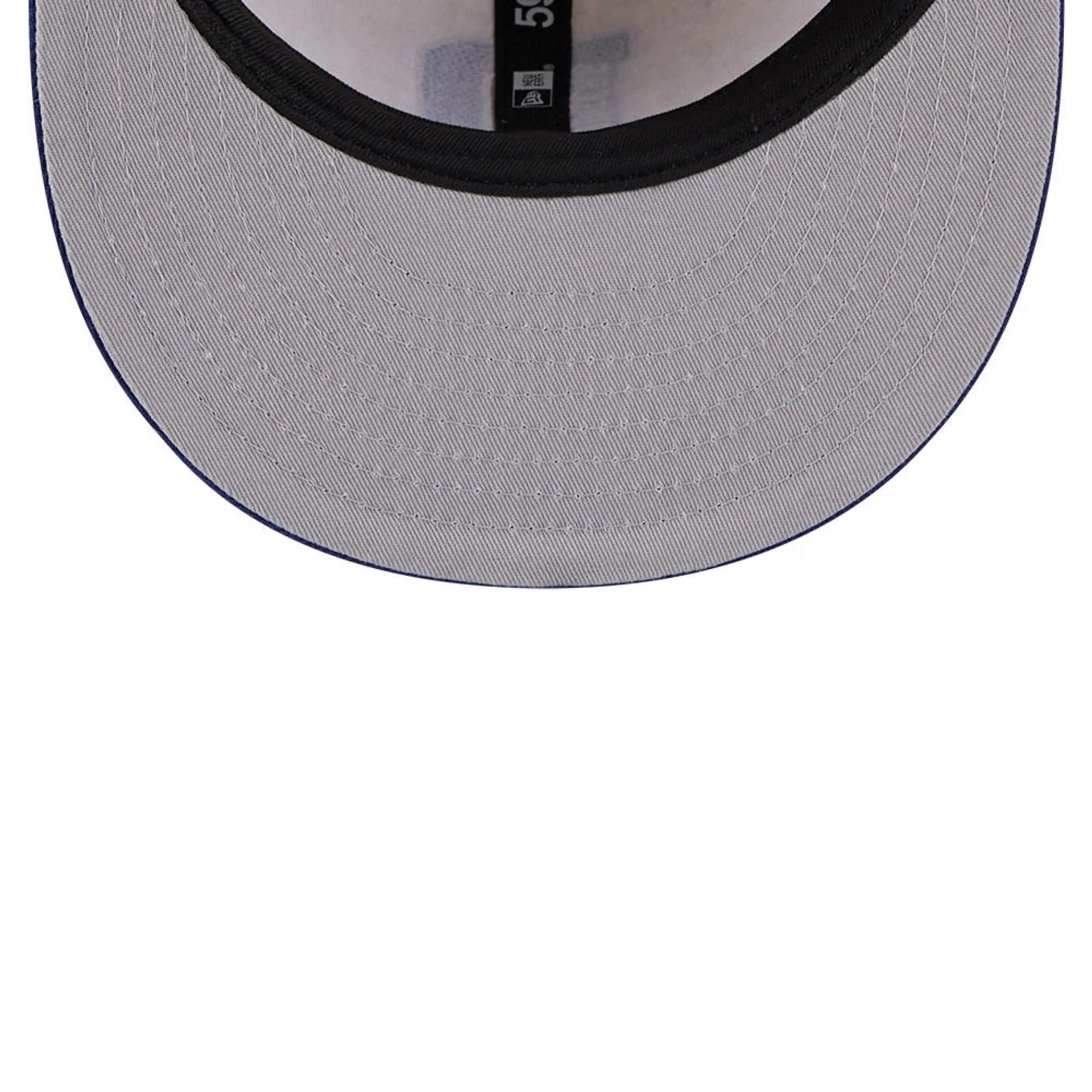 This is a Brooklyn Dodgers Wool Letterman Beige Retro Crown 59FIFTY Fitted Cap 2