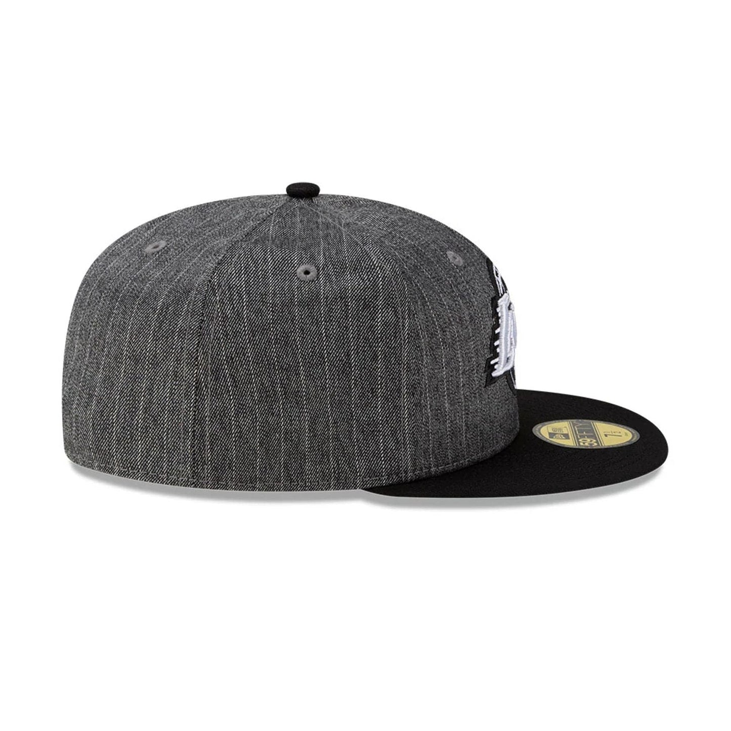 This is a LA Lakers Black Pinstripe 59FIFTY Fitted Cap 7