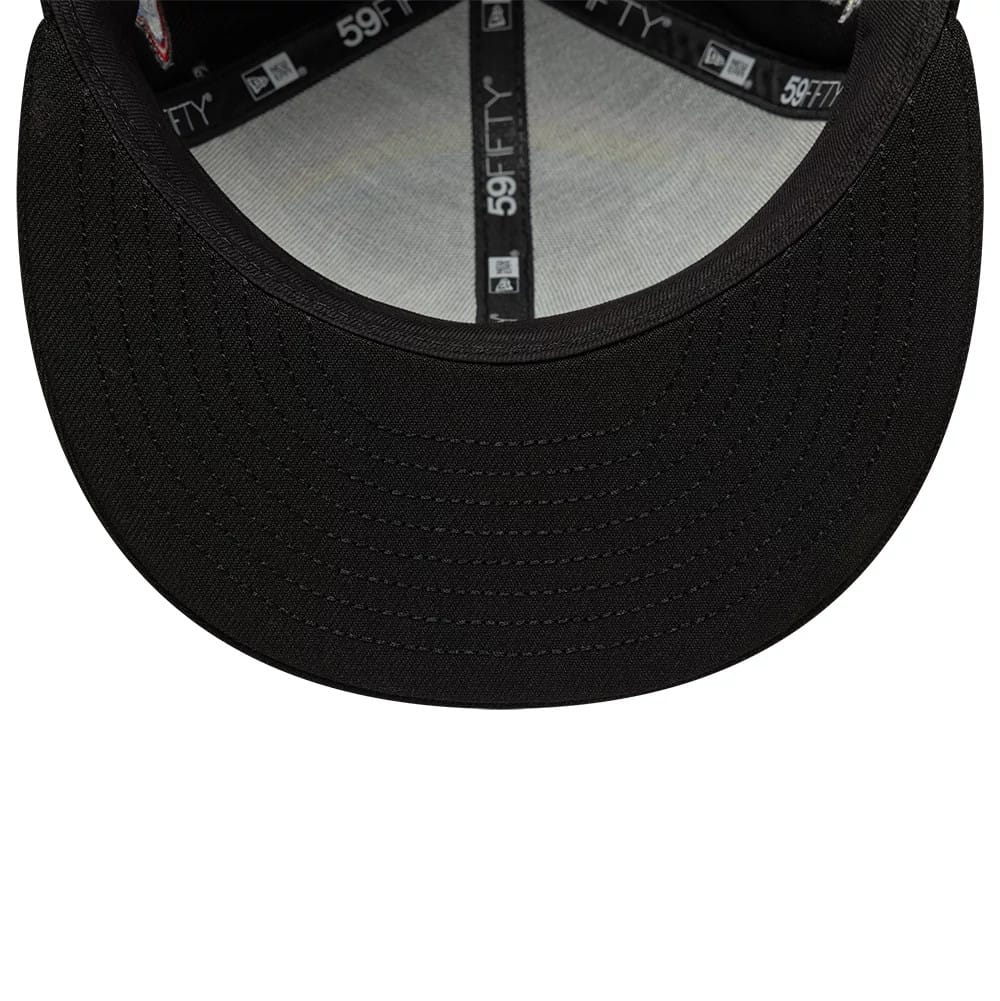 This is a New Era x Kenzo Black 59FIFTY Fitted Cap 7