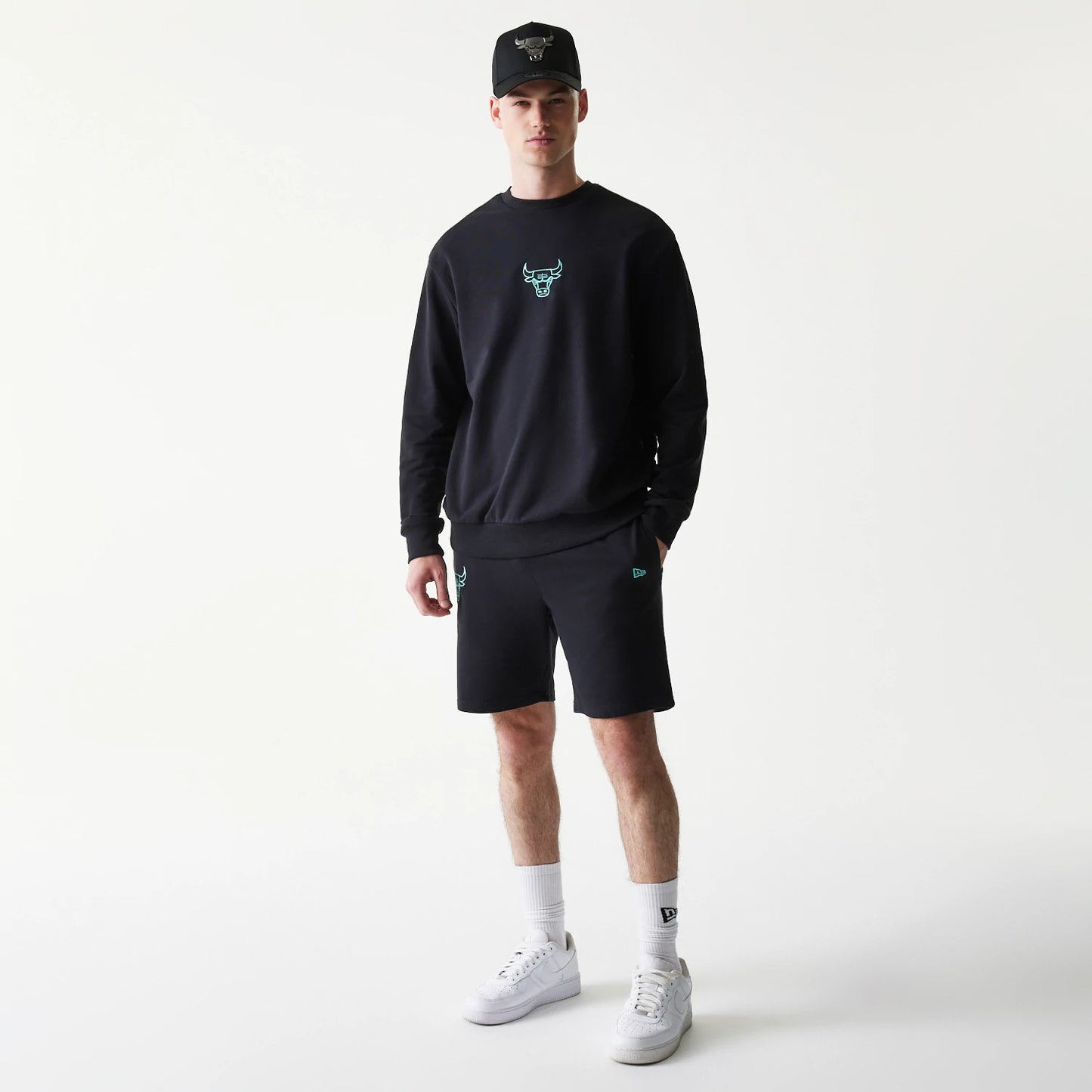The model is wearing this NBA Core Chicago Bulls Shorts in black. 8