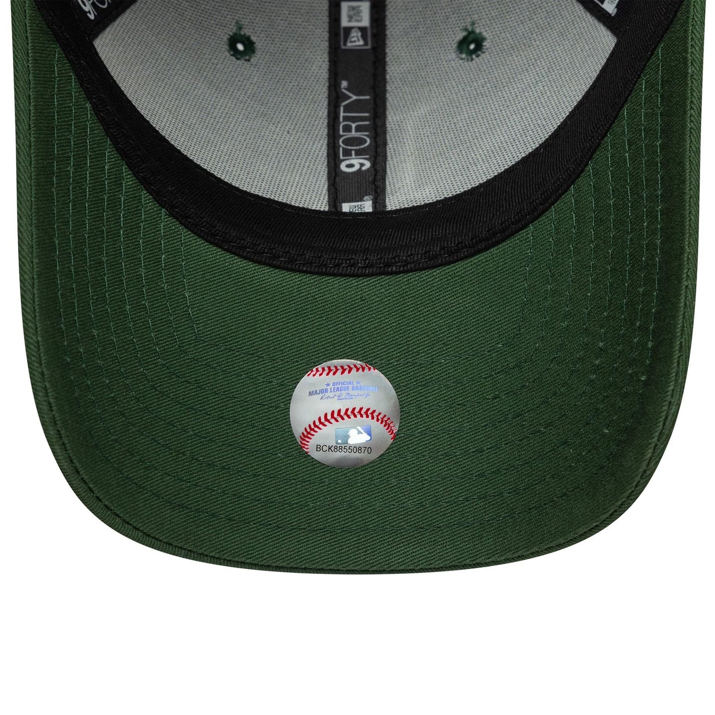 Pictured is this MLB League Essential LA Dodgers 9FORTY in dark green. 5