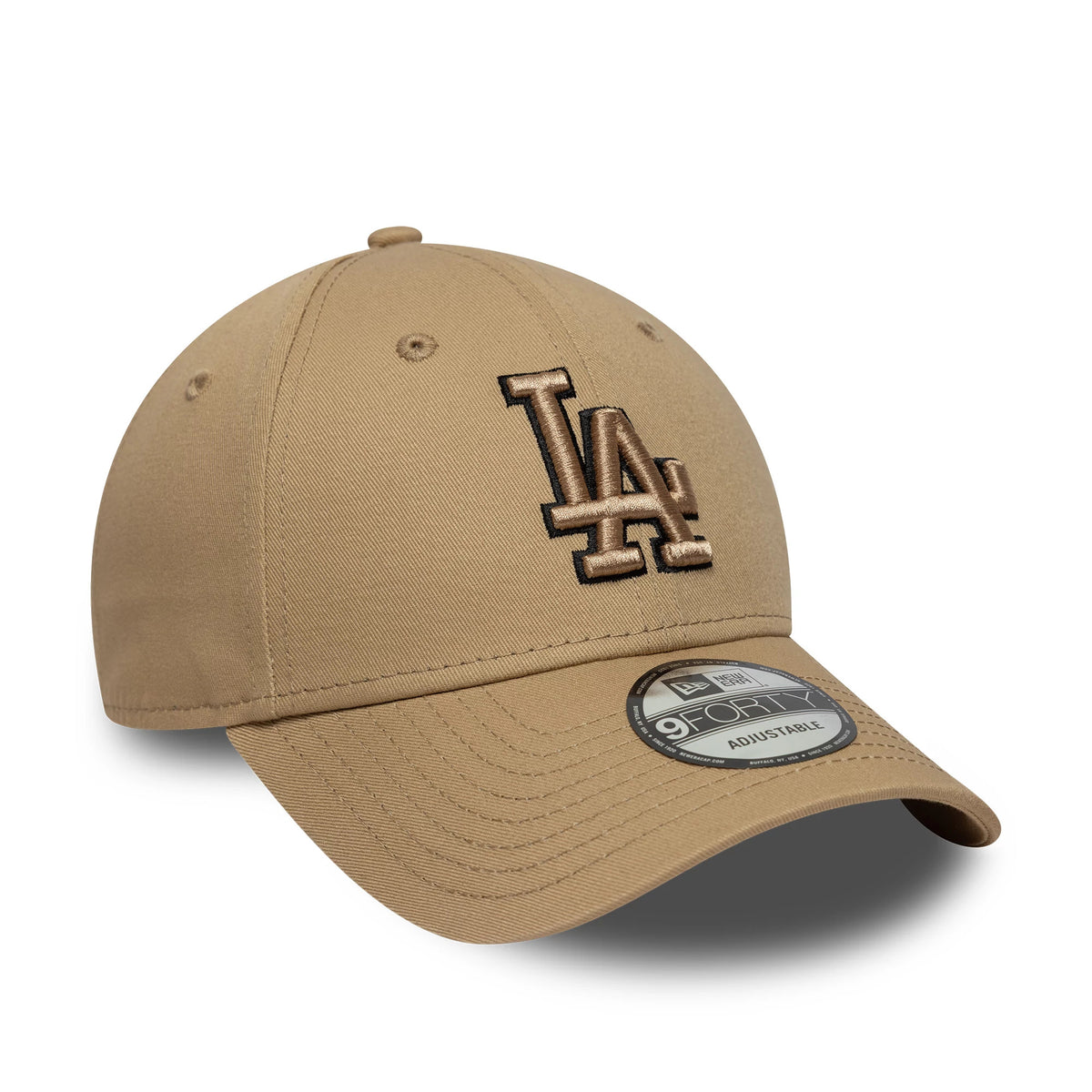 LA Dodgers MLB Team Outline Light Beige New Era 9FORTY Cap, three-quarter view with a raised beige and black embroidered LA logo on the front panel, a curved visor, and a 9FORTY size sticker on the beige visor.