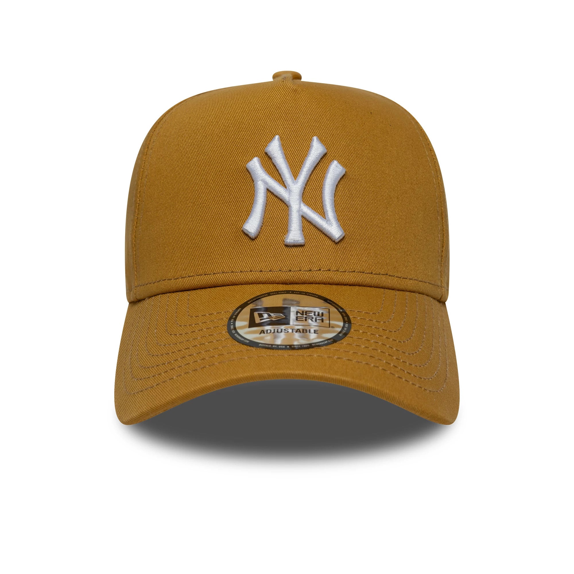 New York Yankees MLB League Essential Beige New Era 9FORTY E-Frame Cap, front view showing the white raised embroidered NY logo on the structured beige crown, with a curved visor and a 9FORTY size sticker.