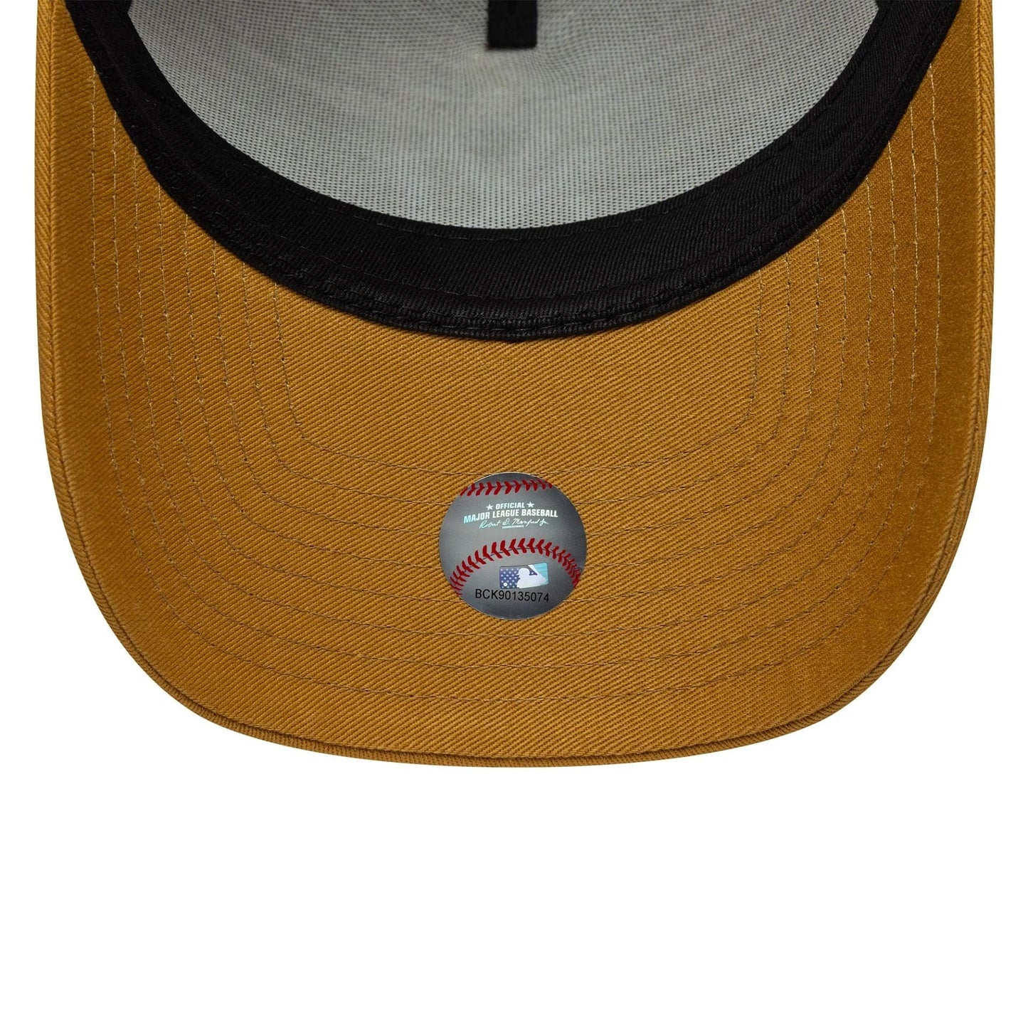 Pictured is this MLB League Essential New York Yankees 9FORTY E-Frame in beige. 5