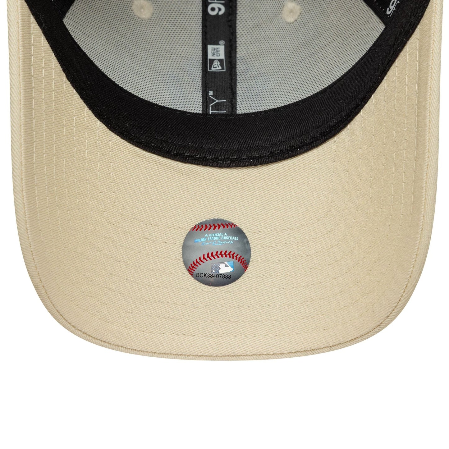Pictured is this Womens MLB Metallic Logo New York Yankees 9FORTY in light beige. 5