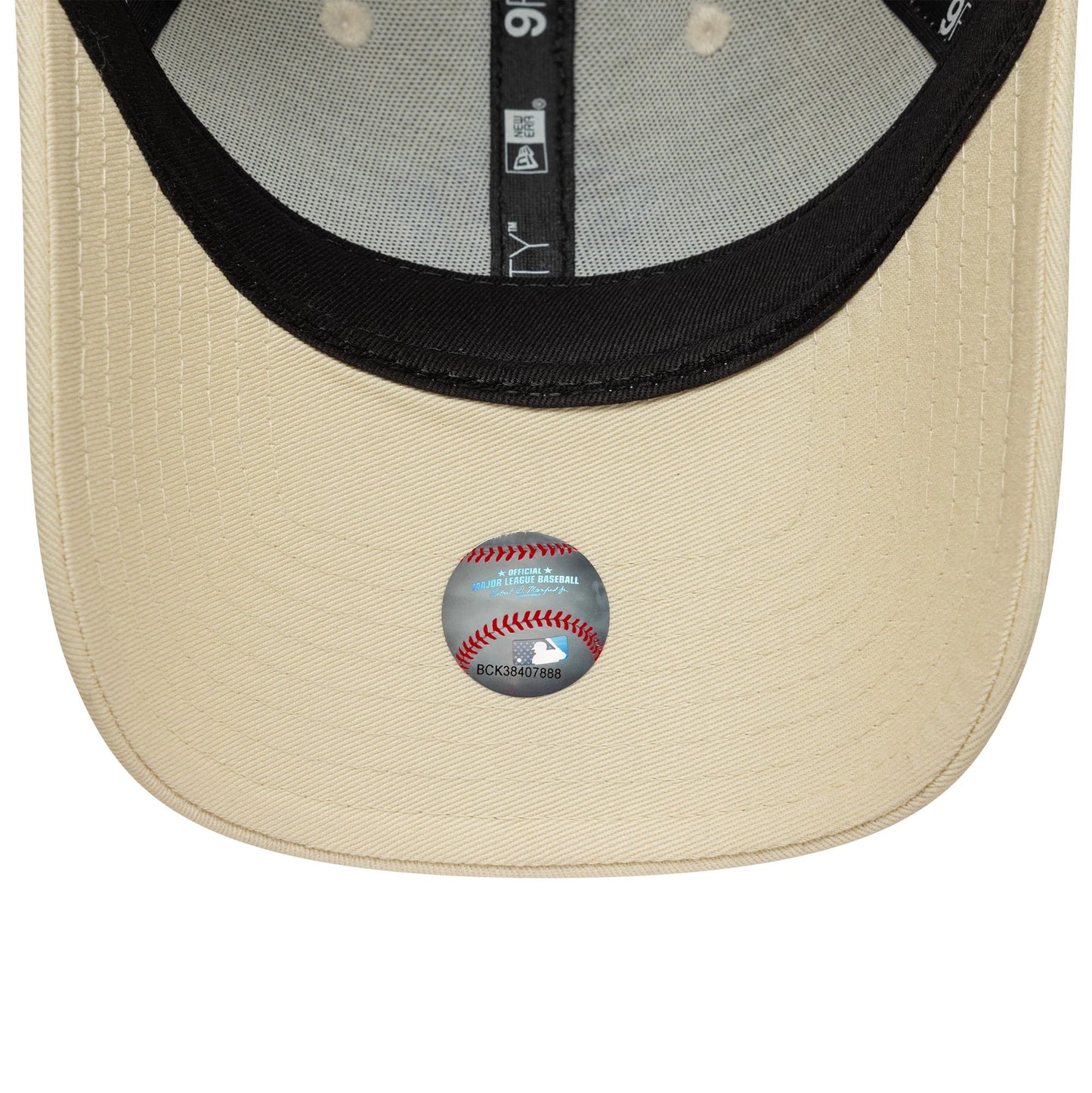Pictured is this Womens MLB Metallic Logo New York Yankees 9FORTY in light beige. 5