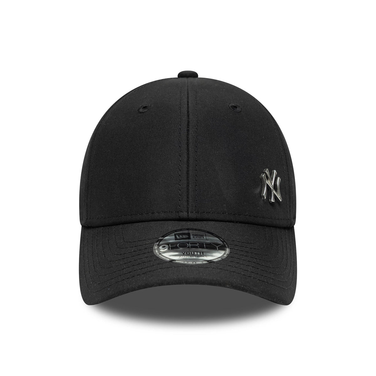 New York Yankees Youth MLB Flawless Black New Era 9FORTY Cap, front view showing the silver raised NY logo on the right front panel and the black curved visor with a 9FORTY size sticker.