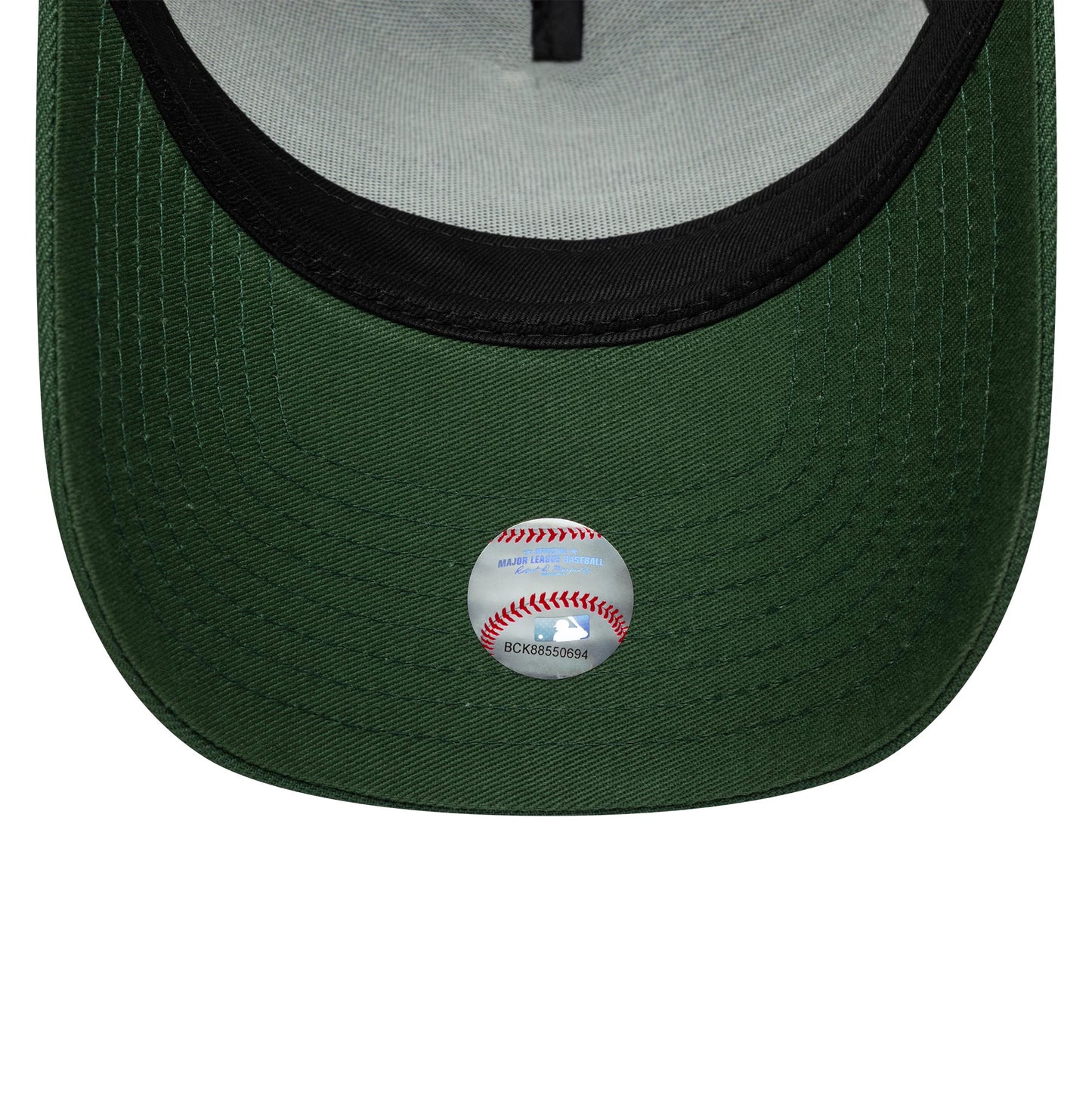 Pictured is this MLB Outline Script New York Yankees 9FORTY E-Frame in dark green. 5