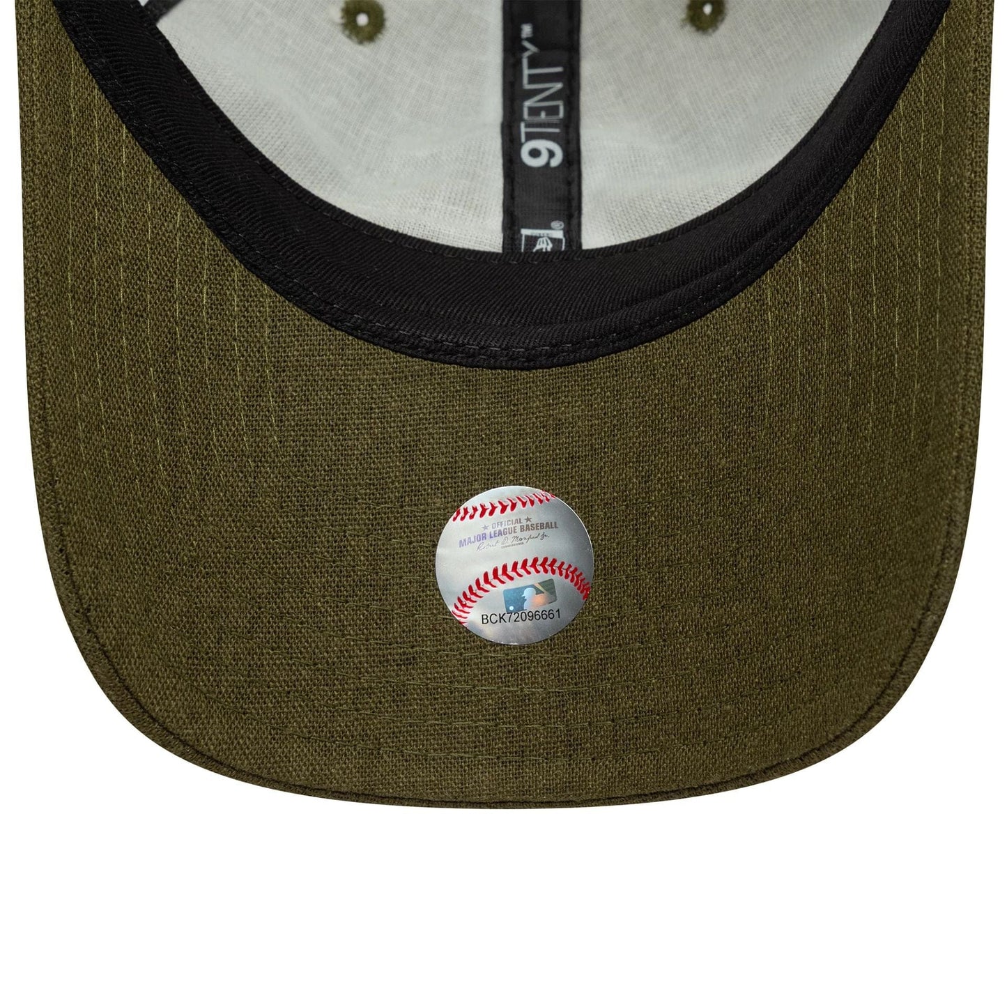 Pictured is this MLB Linen LA Dodgers 9TWENTY cap in green. 5