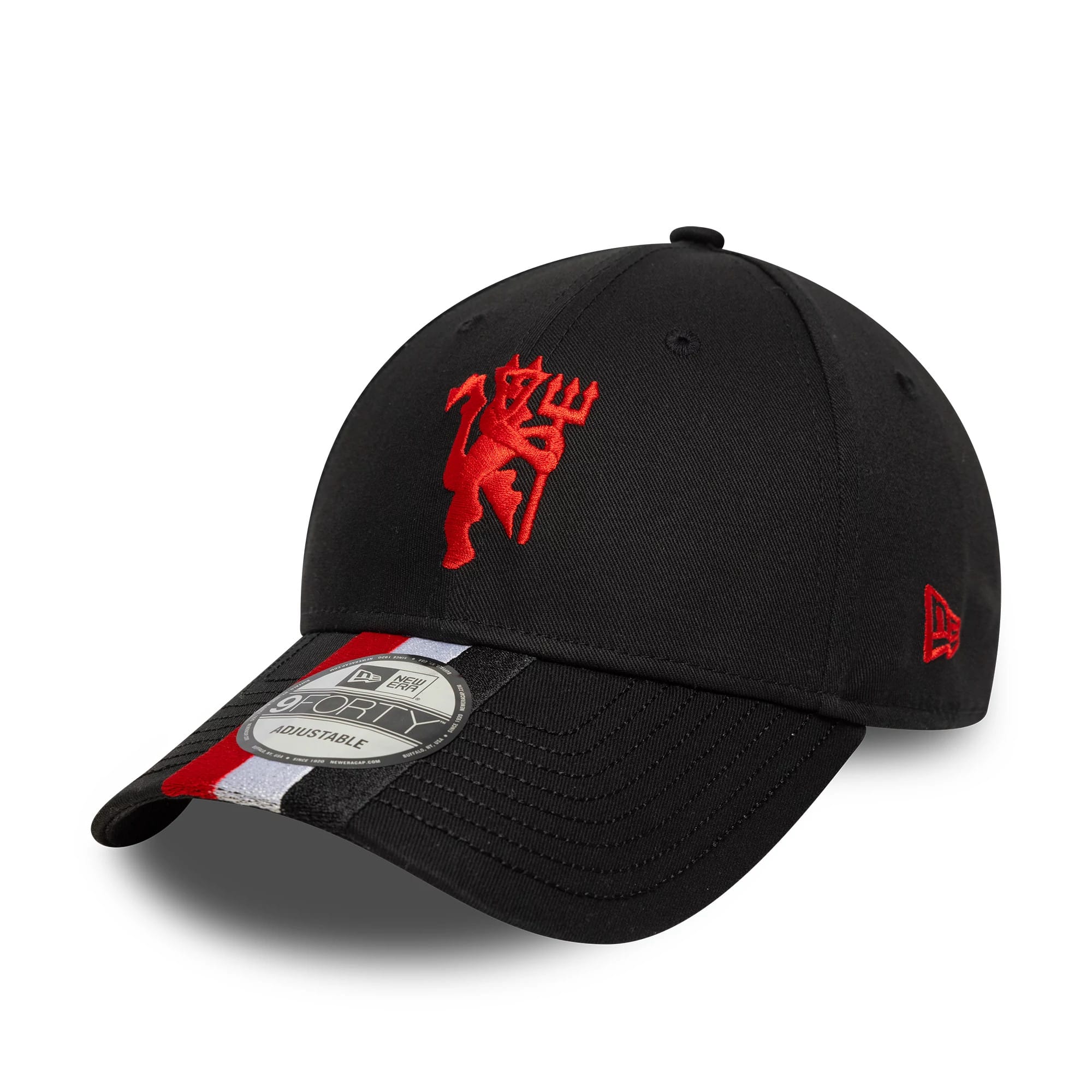 Pictured is this Manchester United FC Stripe 9FORTY in black. 1