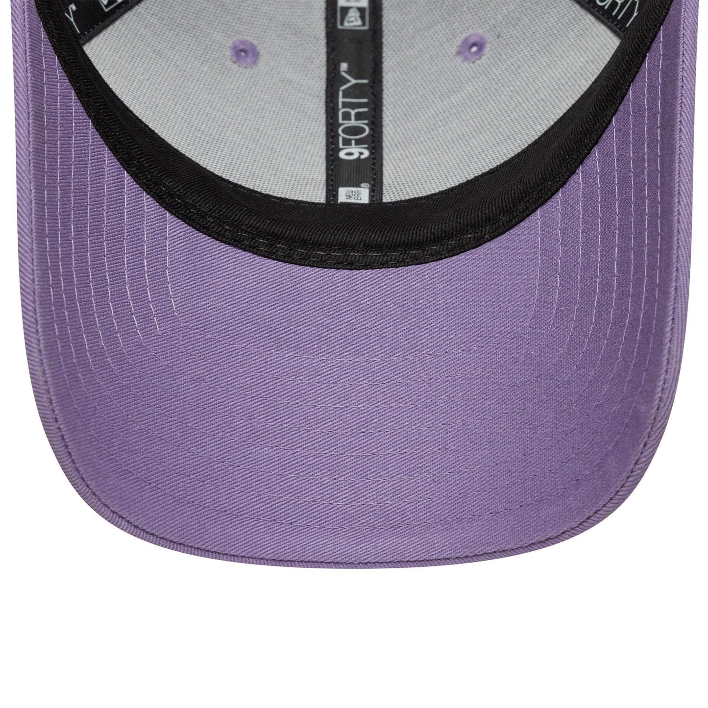 Pictured is this Tottenham Hotspur FC 9FORTY adjustable cap in pastel purple. 5