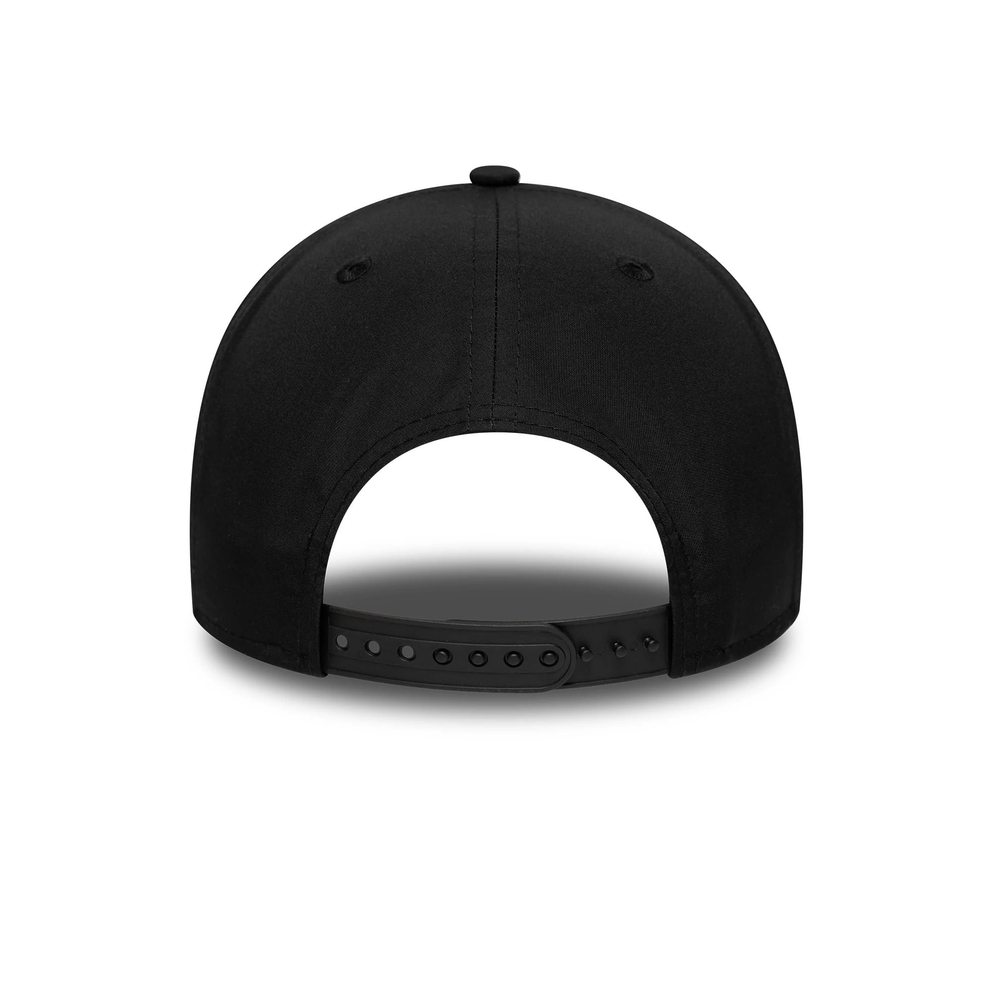 Pictured is this Print Red Bull Racing 9FORTY M-Crown A-Frame in black. 4