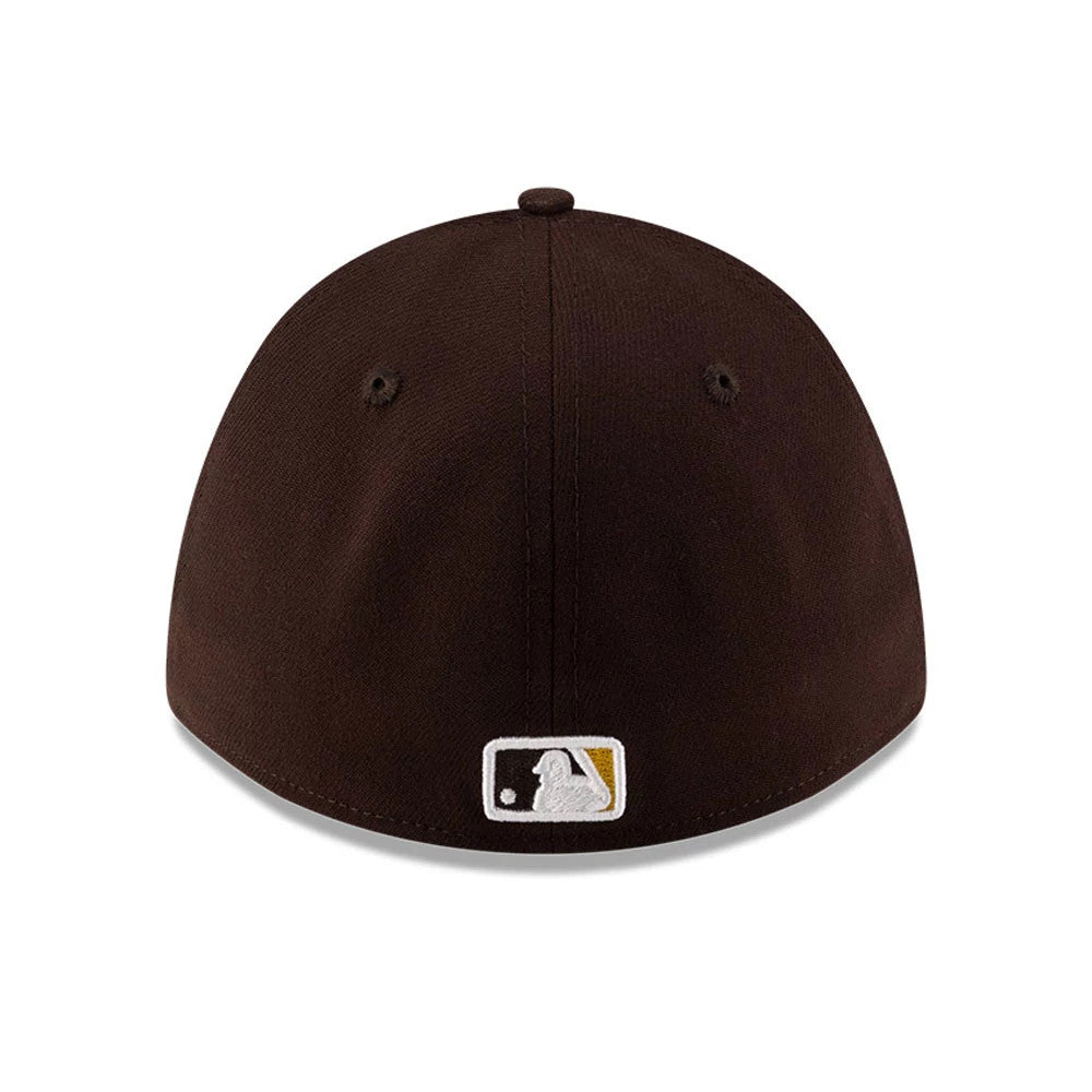 Pictured is this MLB Player Replica San Diego Padres 39THIRTY M-Crown Stretch Fit cap in dark brown. 4