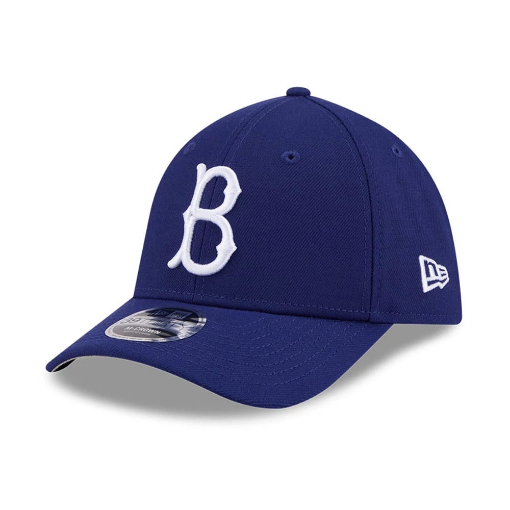 Pictured is this MLB Brooklyn Dodgers 39THIRTY M-Crown Stretch Fit cap in dark blue. 1
