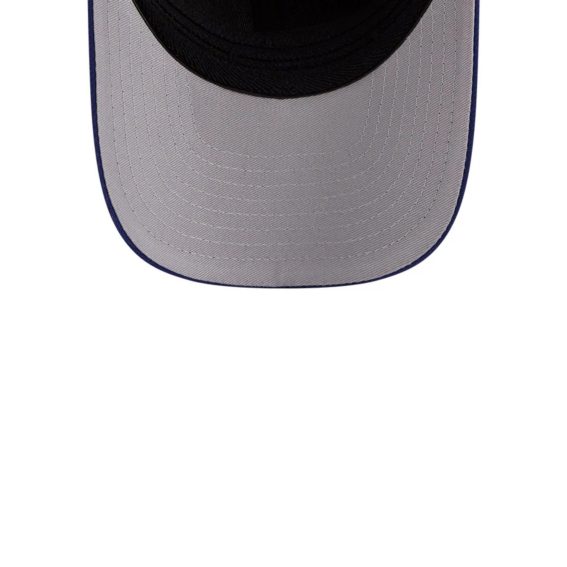 Pictured is this MLB Brooklyn Dodgers 39THIRTY M-Crown Stretch Fit cap in dark blue. 2