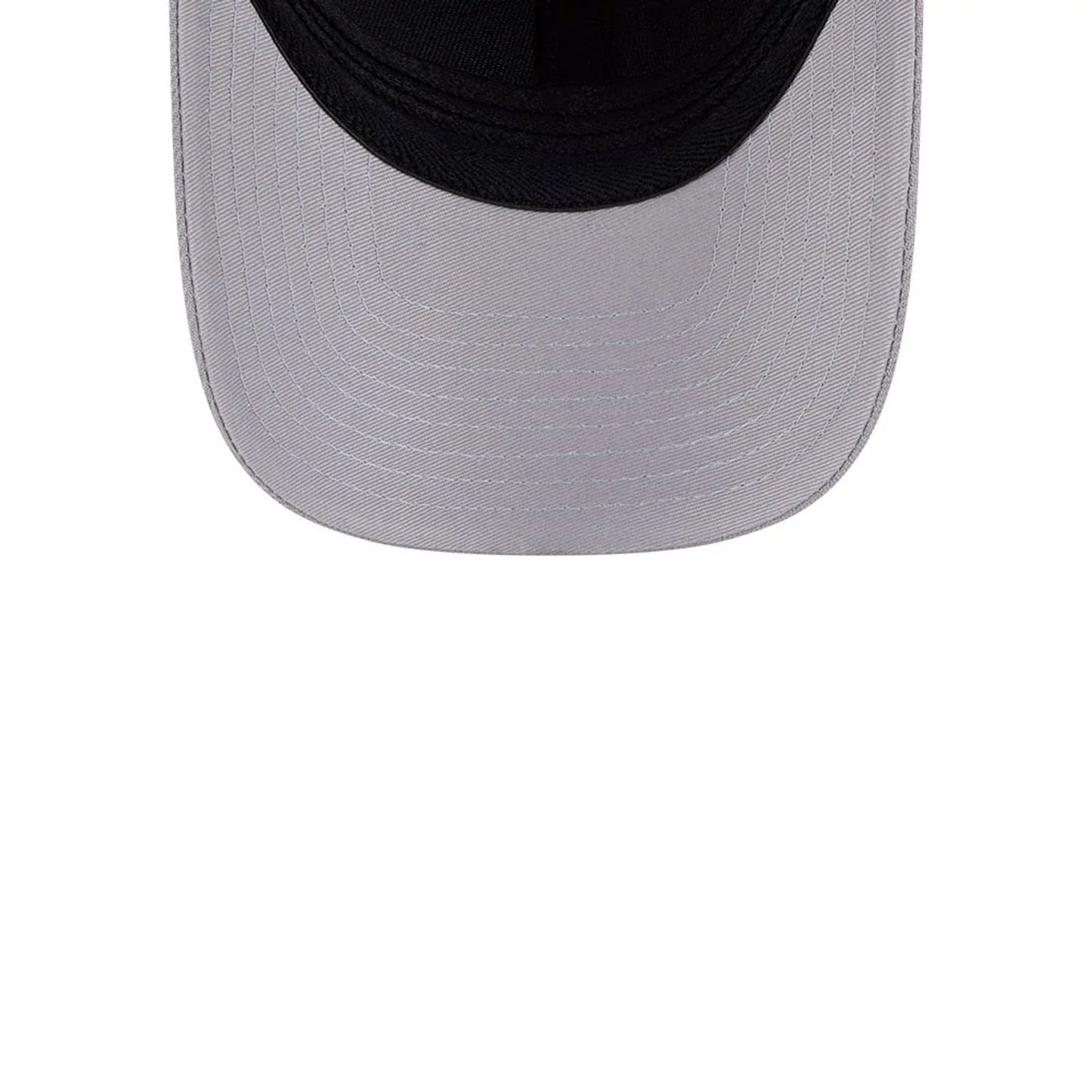 Pictured is this MLB LA Dodgers 39THIRTY M-Crown Stretch Fit cap in grey. 7