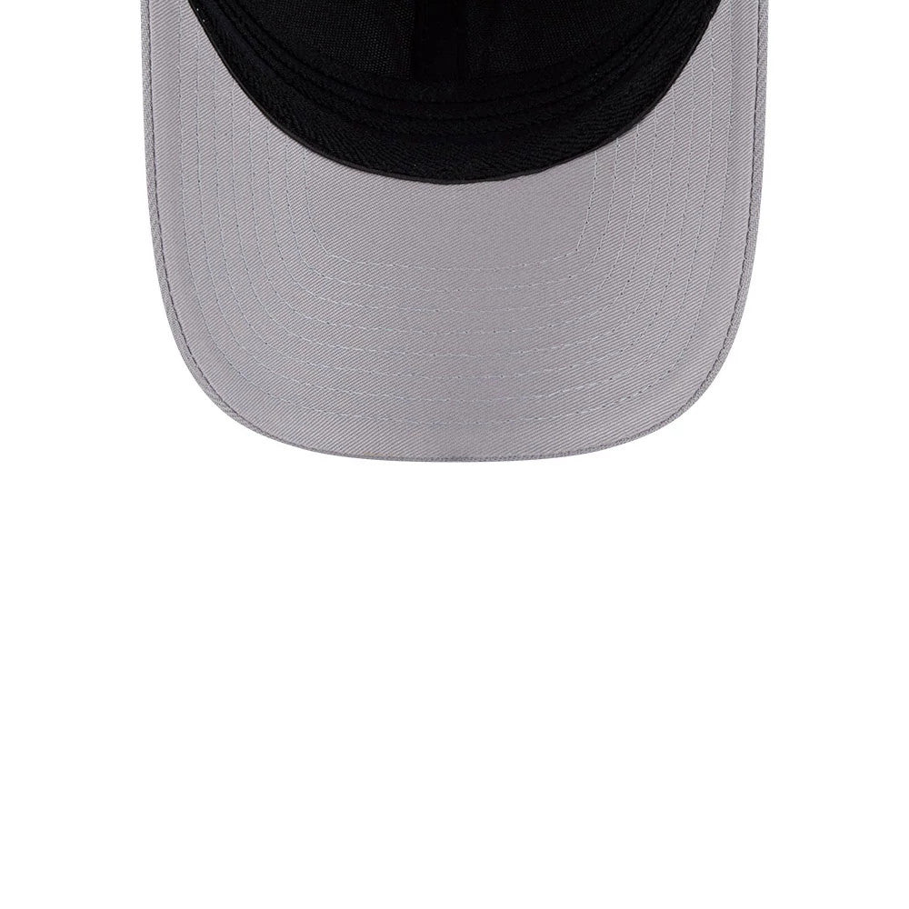 Pictured is this MLB New York Mets 39THIRTY M-Crown Stretch Fit cap in grey. 7