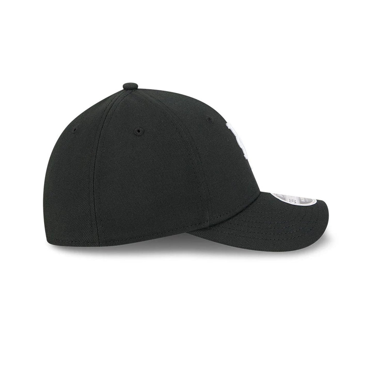 New York Mets MLB Black New Era 39THIRTY M-Crown Stretch Fit Cap, side view with a curved black visor, showcasing the New Era flag logo embroidered on the left side and the structured shape of the crown.