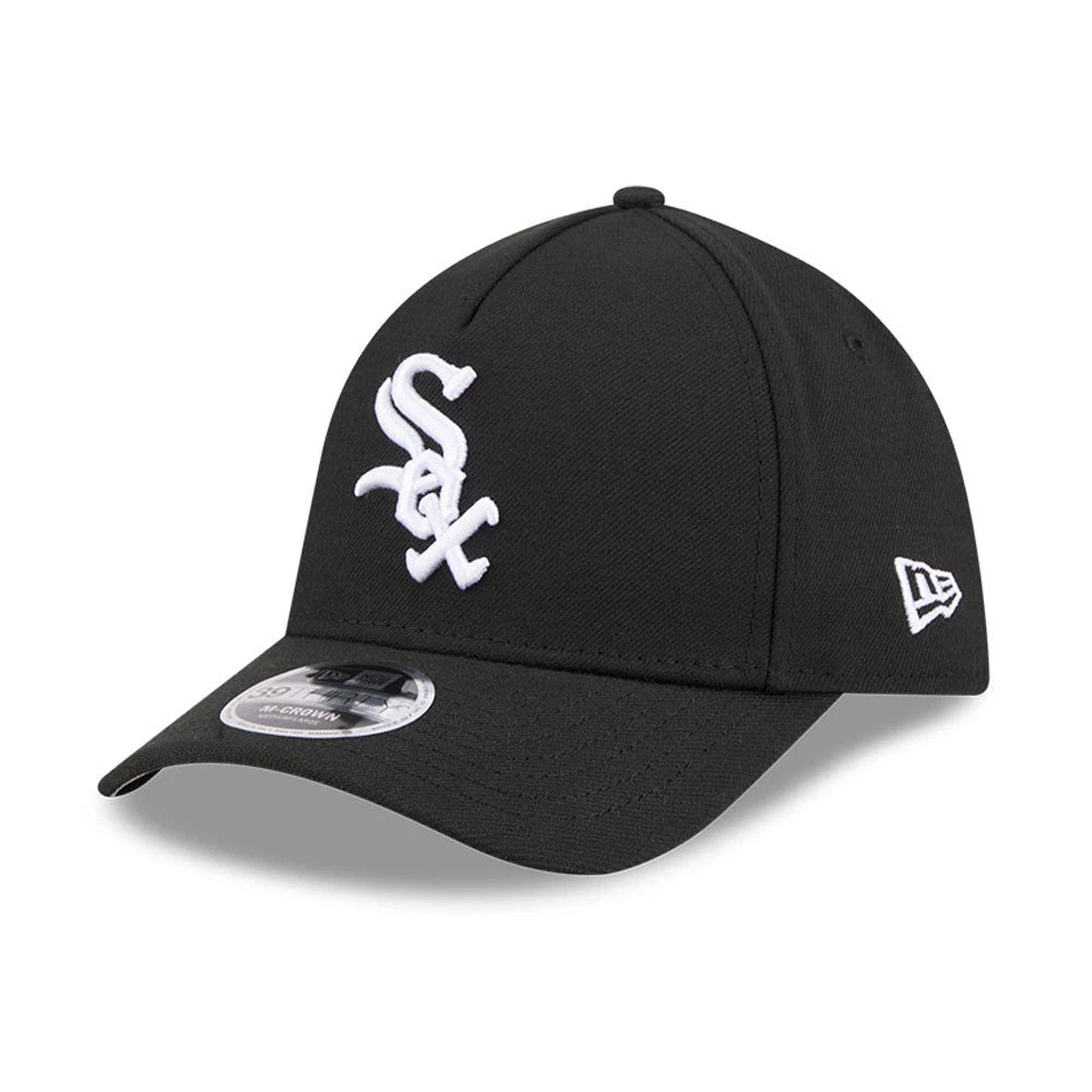 Pictured is this MLB Chicago White Sox 39THIRTY M-Crown A-Frame Stretch Fit cap in black. 1