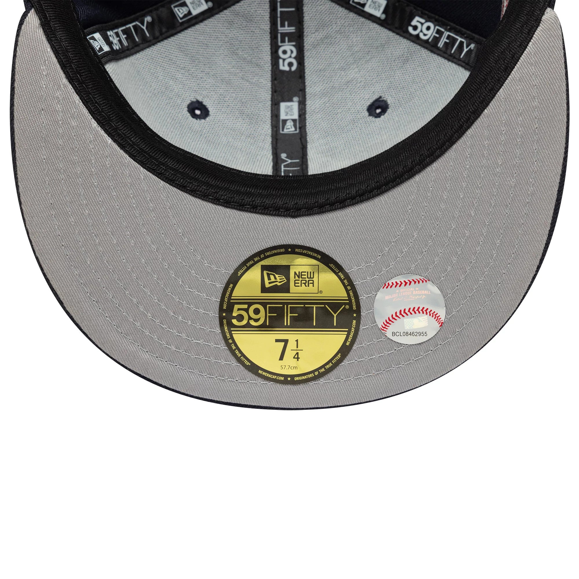 New York Yankees MLB Cooperstown Floral Navy New Era 59FIFTY Fitted Cap, inside view showing black branded taping, a grey undervisor with a gold 59FIFTY size sticker and a baseball sticker, and a black sweatband.