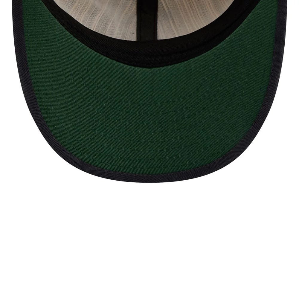 Boston Red Sox MLB Americana Herringbone White Retro Crown New Era 9FIFTY Adjustable Cap, inside view showing a green undervisor, black edge taping, and light-coloured sweatband, highlighting the detailed stitching on the visor's underside.