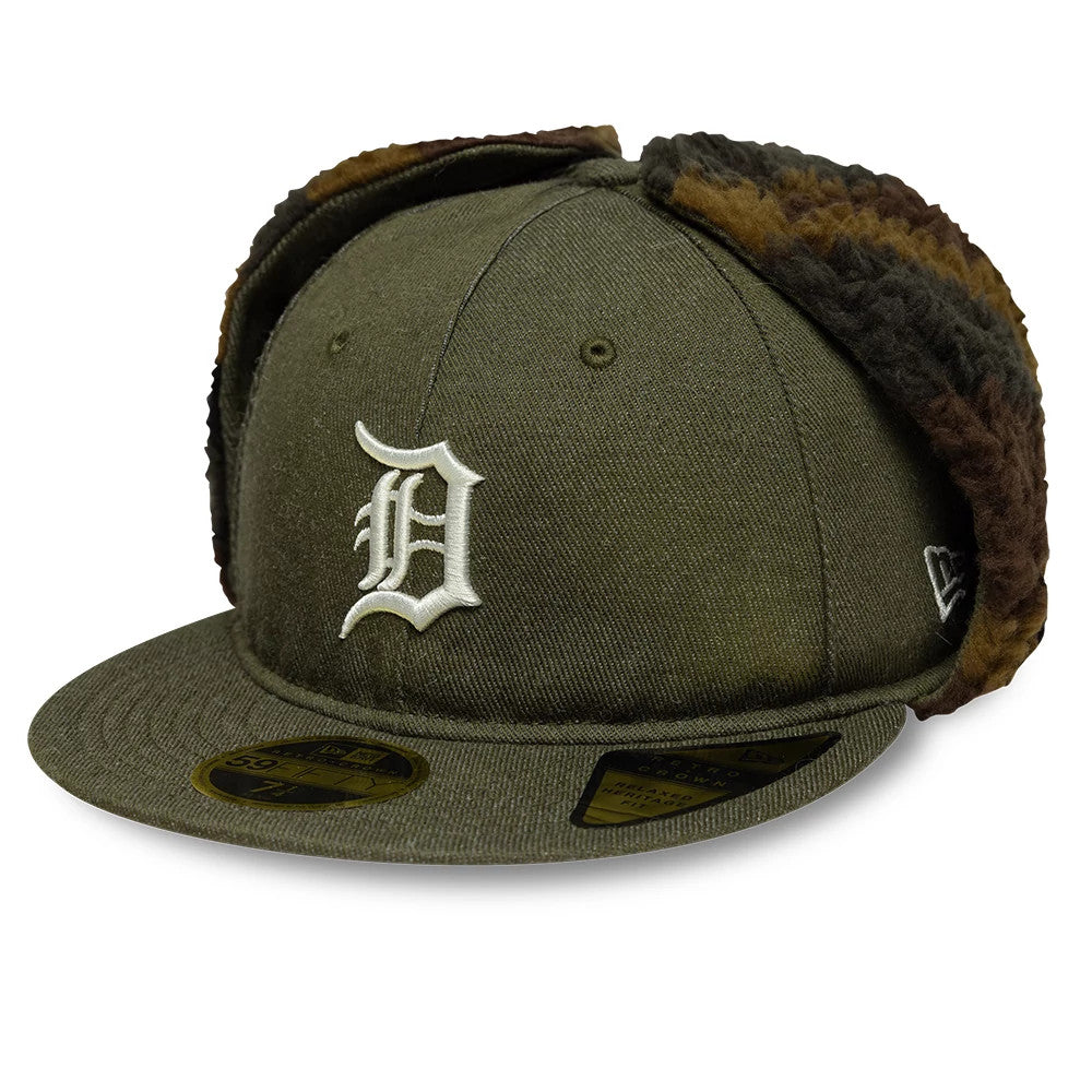 Detroit Tigers MLB Camo Open Green Retro Crown Dogear New Era 59FIFTY Fitted Cap, front view showing the white embroidered Tigers logo on the structured green crown, brown patterned dogears, and gold 59FIFTY size sticker on the flat visor.