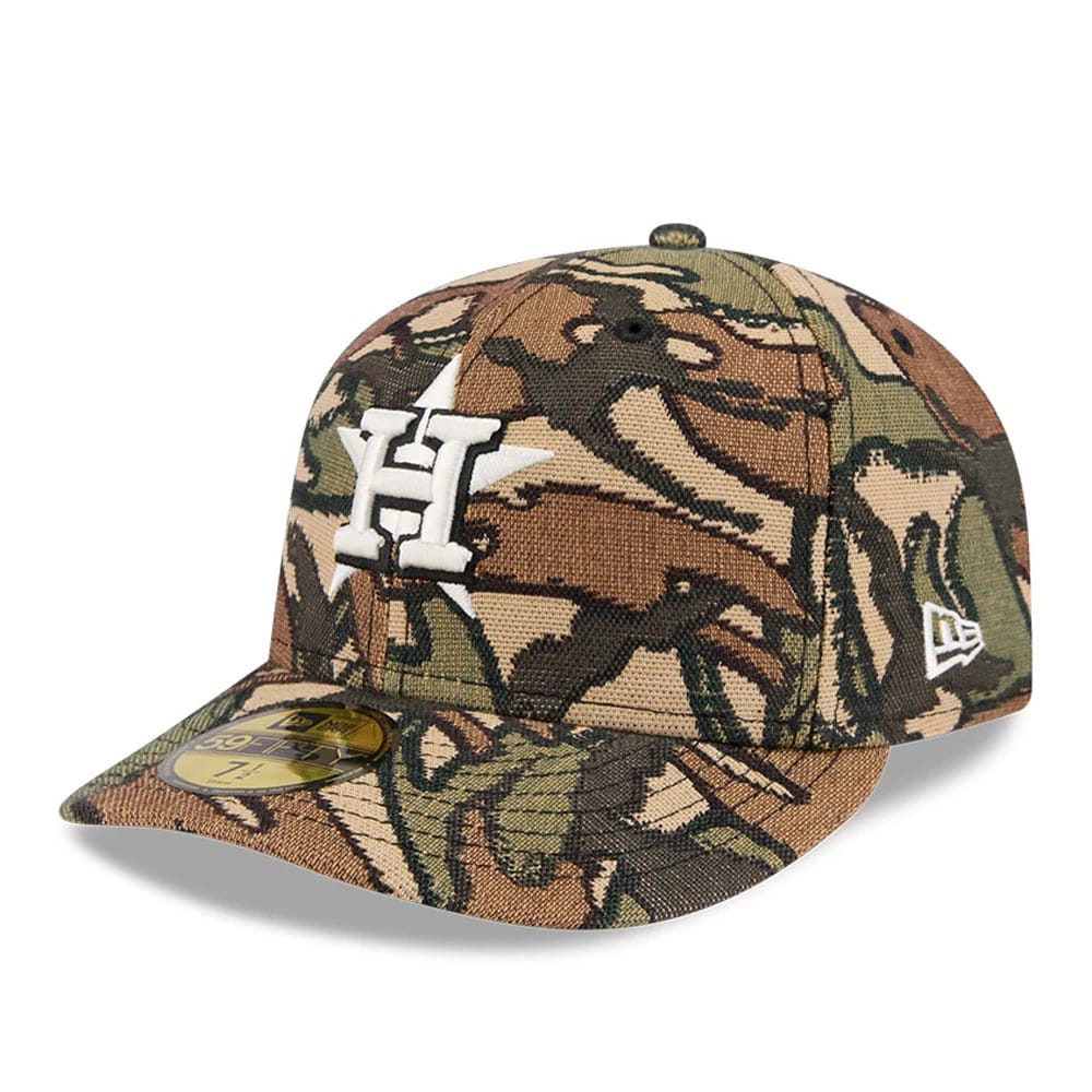 Houston Astros MLB Jacquard Camo New Era 59FIFTY Fitted Cap, three-quarter view showing the raised white embroidered Astros logo on the front panel, camo patterned visor with gold 59FIFTY size sticker, and New Era flag logo on the left side.
