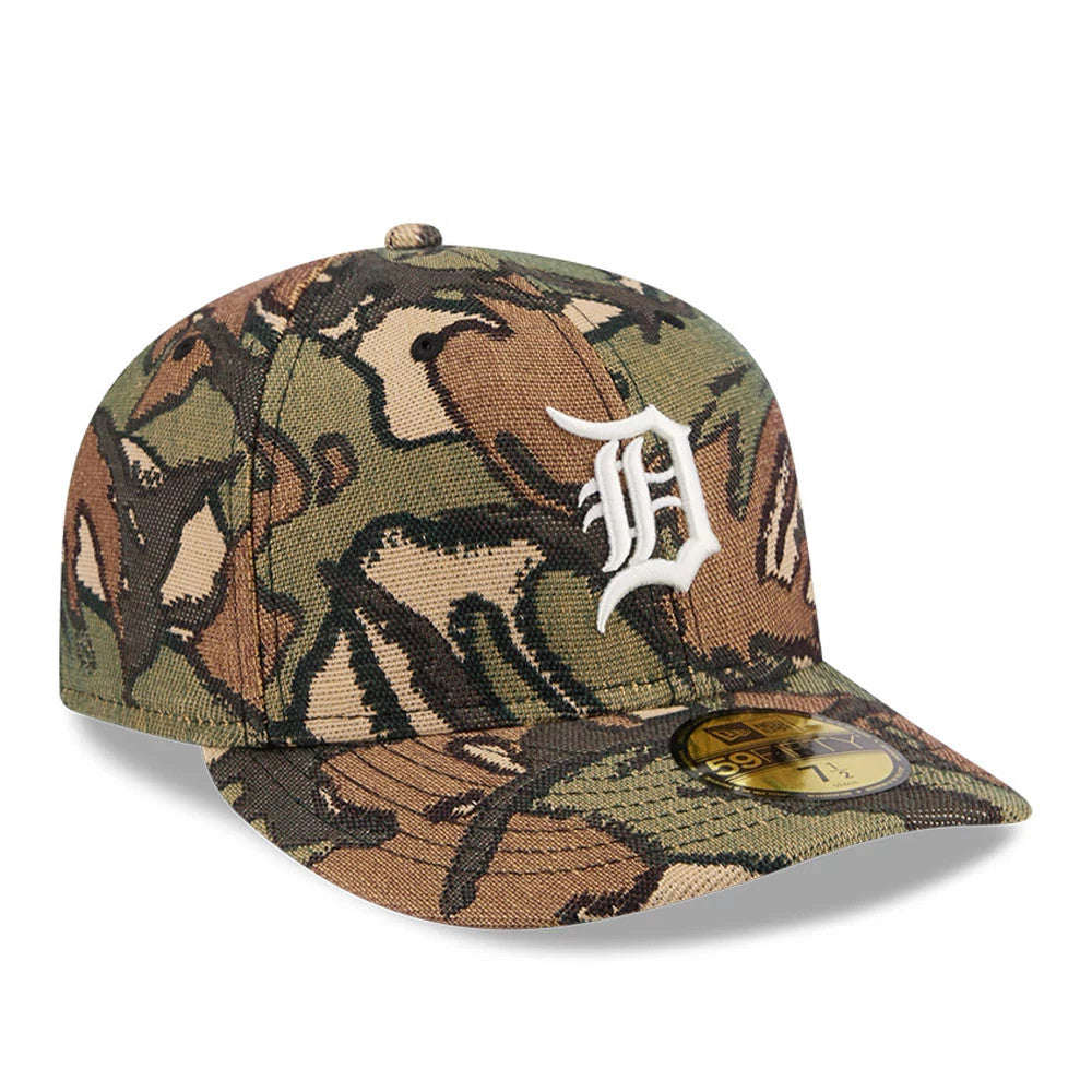 Detroit Tigers MLB Jacquard Camo New Era 59FIFTY Fitted Cap, front view showing the white embroidered D logo on the structured camo-patterned crown, with a flat visor and gold 59FIFTY size sticker.