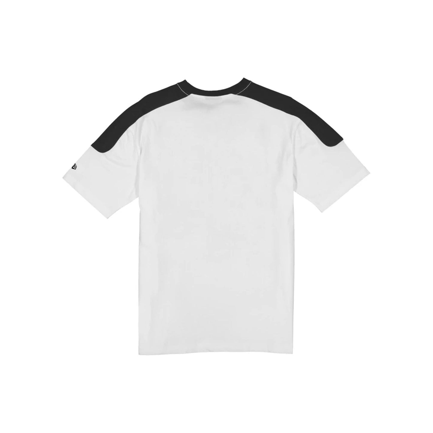 The model is wearing this NHL Sport Classic LA Kings T-Shirt in white. 2