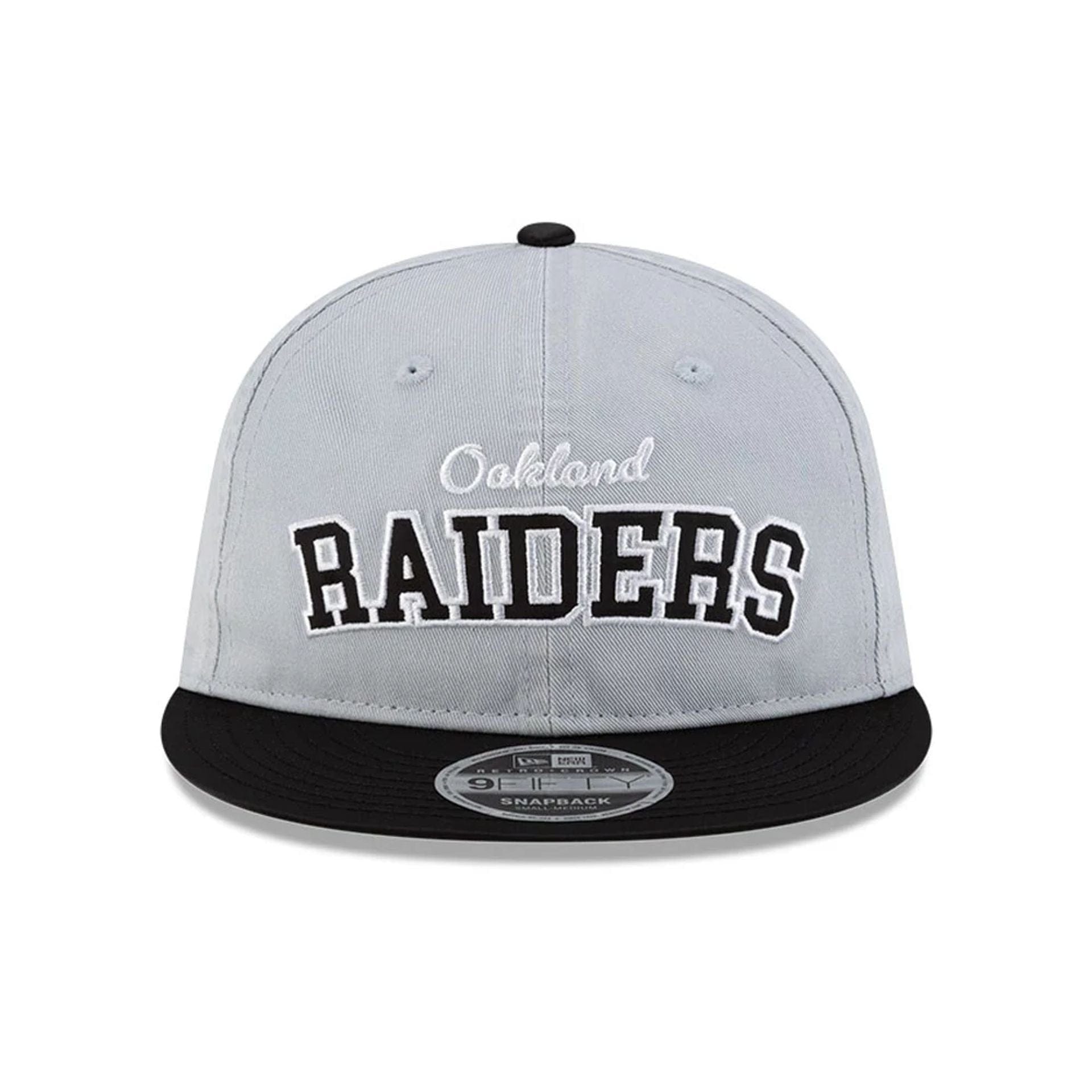 This is a Las Vegas Raiders NFL Historic Grey Retro Crown 9FIFTY Snapback Adjustable Cap 2