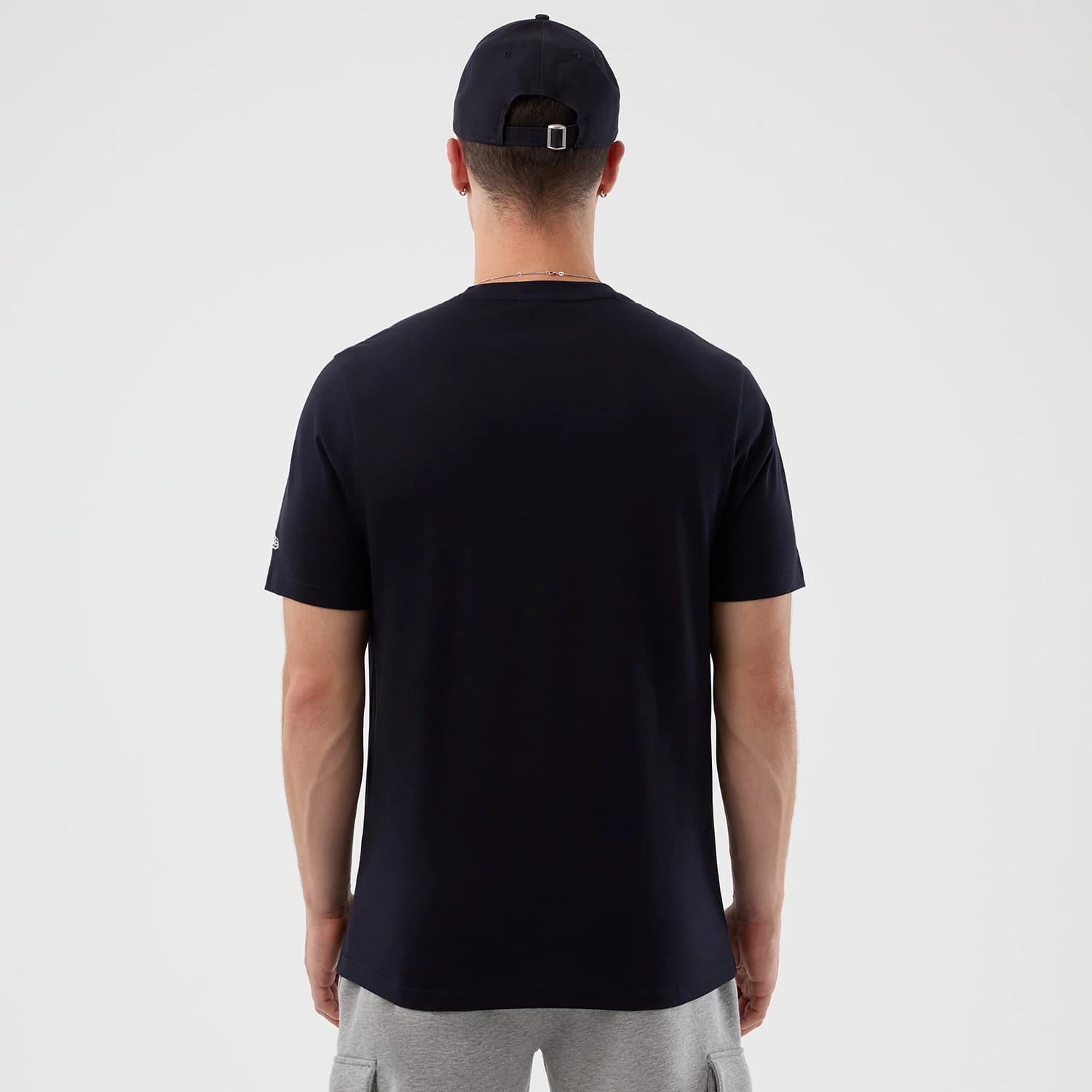 The Male model is wearing LA Dodgers MLB Back To School Navy T-Shirt 2