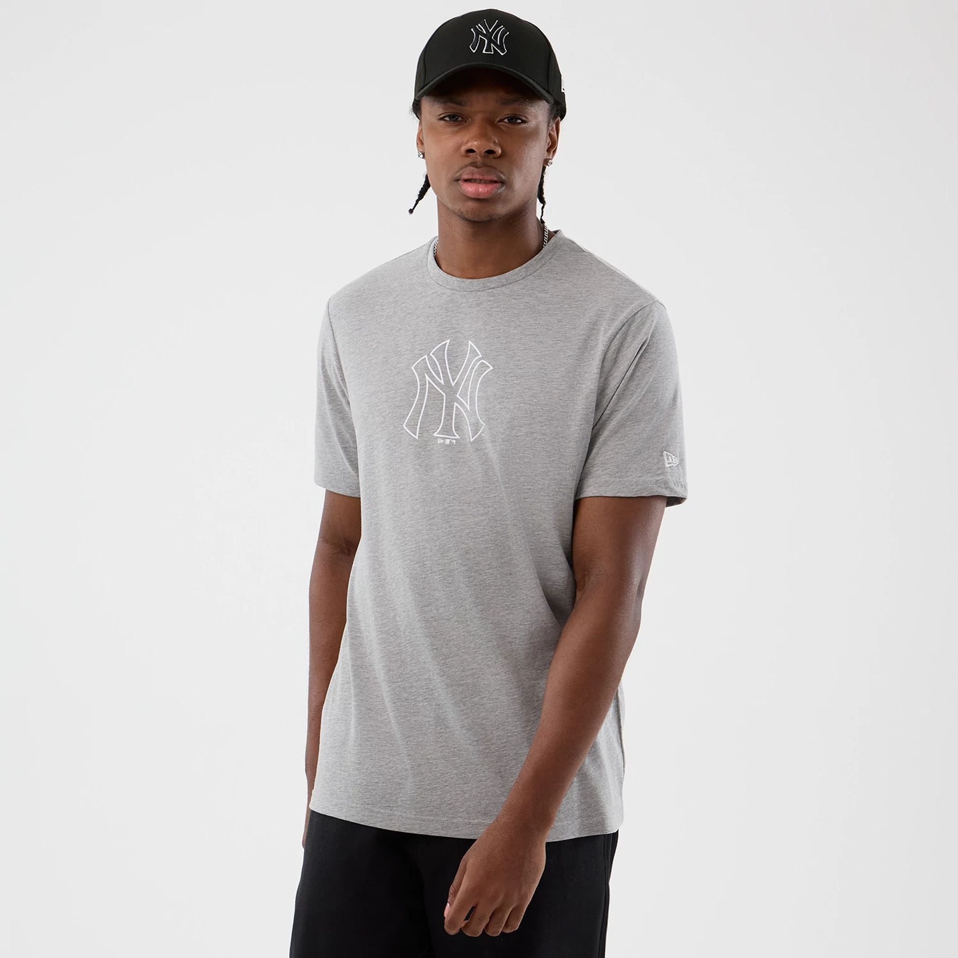 The Male model is wearing New York Yankees MLB Back To School Grey T-Shirt 1