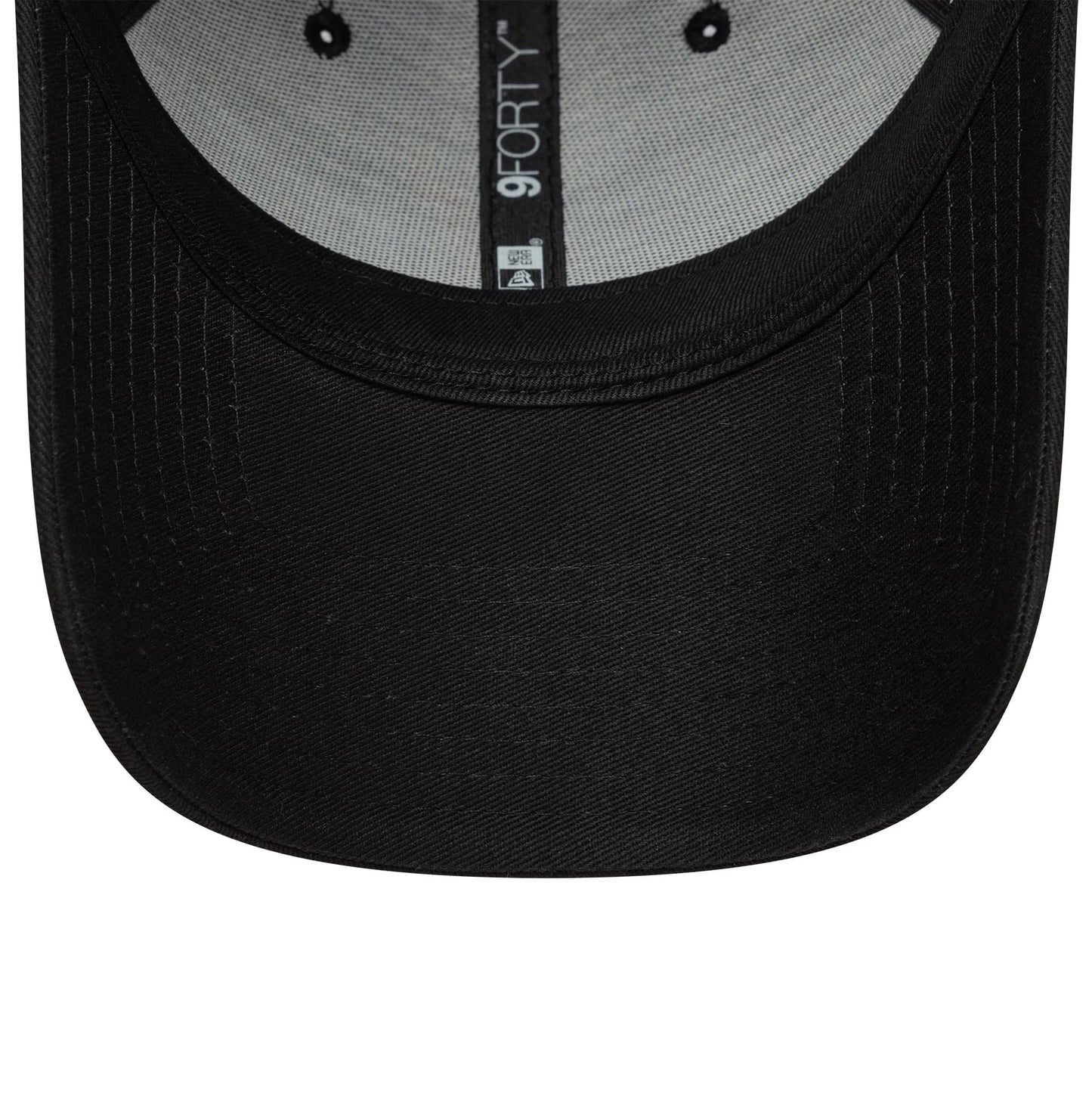 Pictured is this Core Liverpool FC 9FORTY cap in black & red. 5