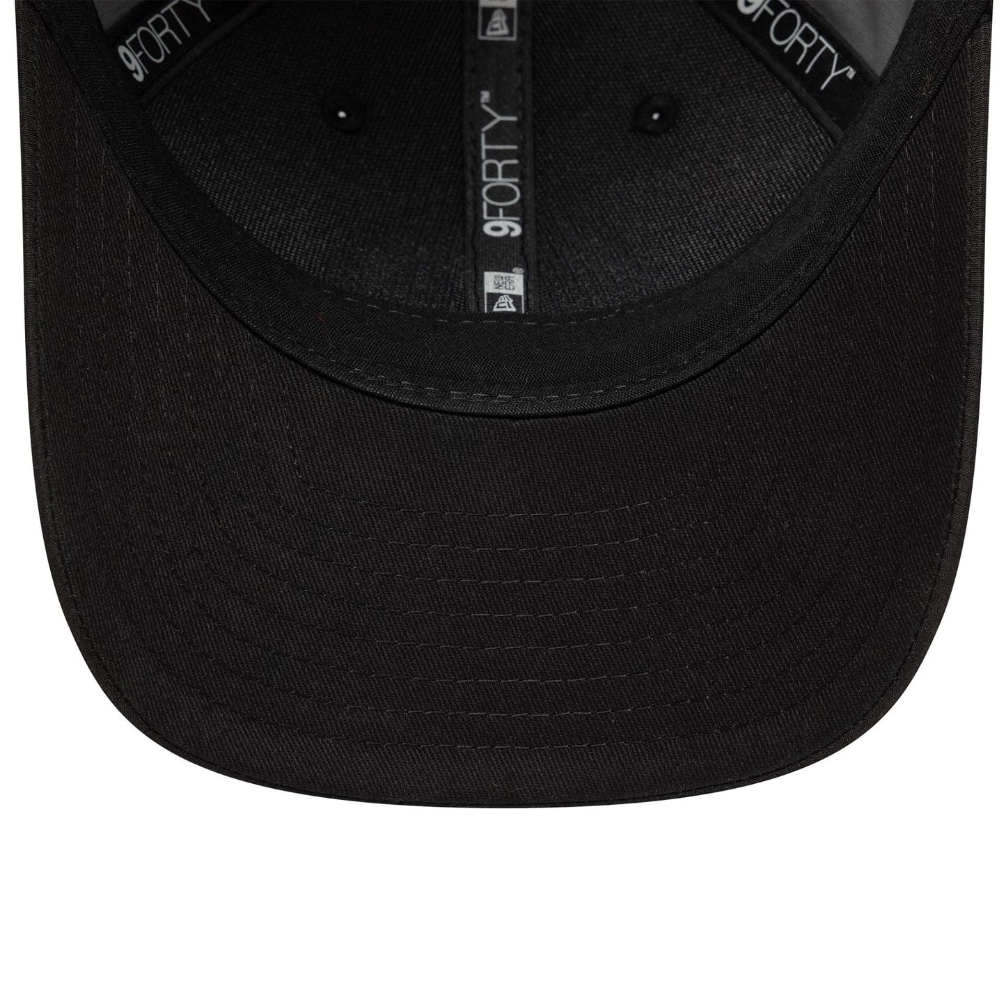 This is a Liverpool FC Ripstop Black 9FORTY M-Crown Adjustable Cap 5