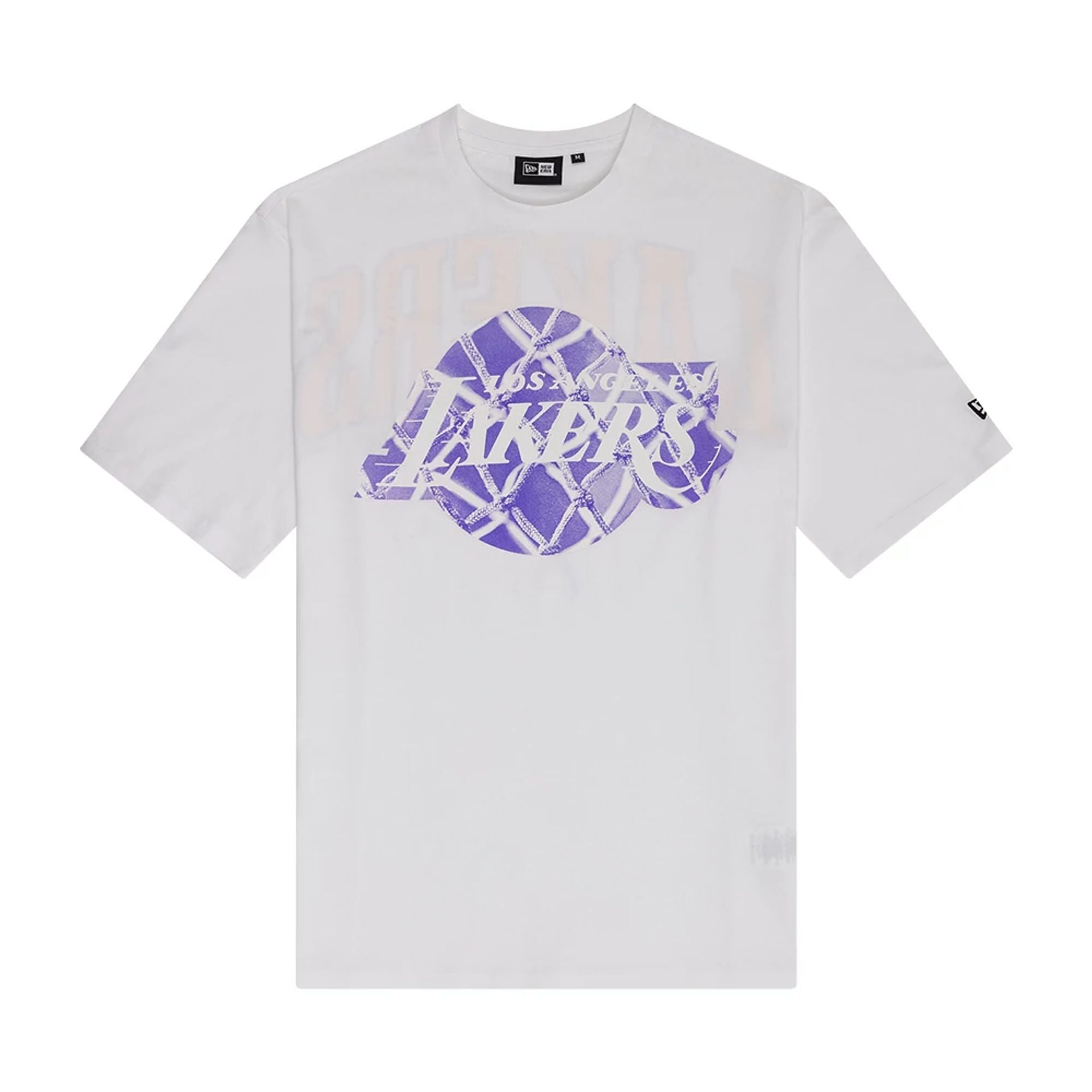 The Male model is wearing LA Lakers NBA Arch Graphic White Oversized T-Shirt 1