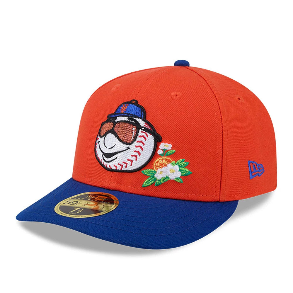 New York Mets MLB Spring Training 2026 Red Low Profile New Era 59FIFTY Fitted Cap, three-quarter view showing a orange front panel with a raised Mr. Met logo alongside floral embroidery, blue flat visor and gold 59FIFTY size sticker.