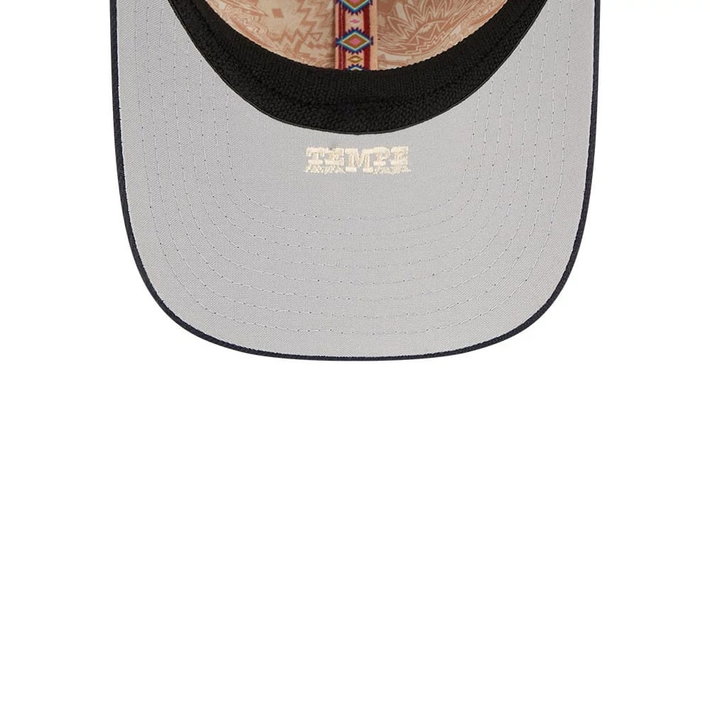 Pictured is this MLB Spring Training 2026 LA Angels 39THIRTY M-Crown Stretch Fit cap in red. 2