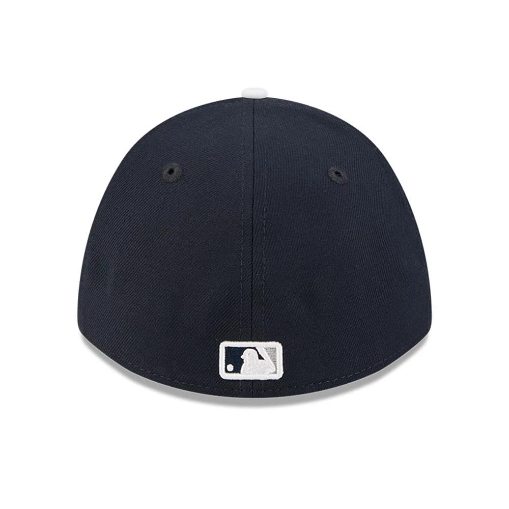 Pictured is this MLB Spring Training 2026 New York Yankees 39THIRTY M-Crown Stretch Fit cap in navy. 7