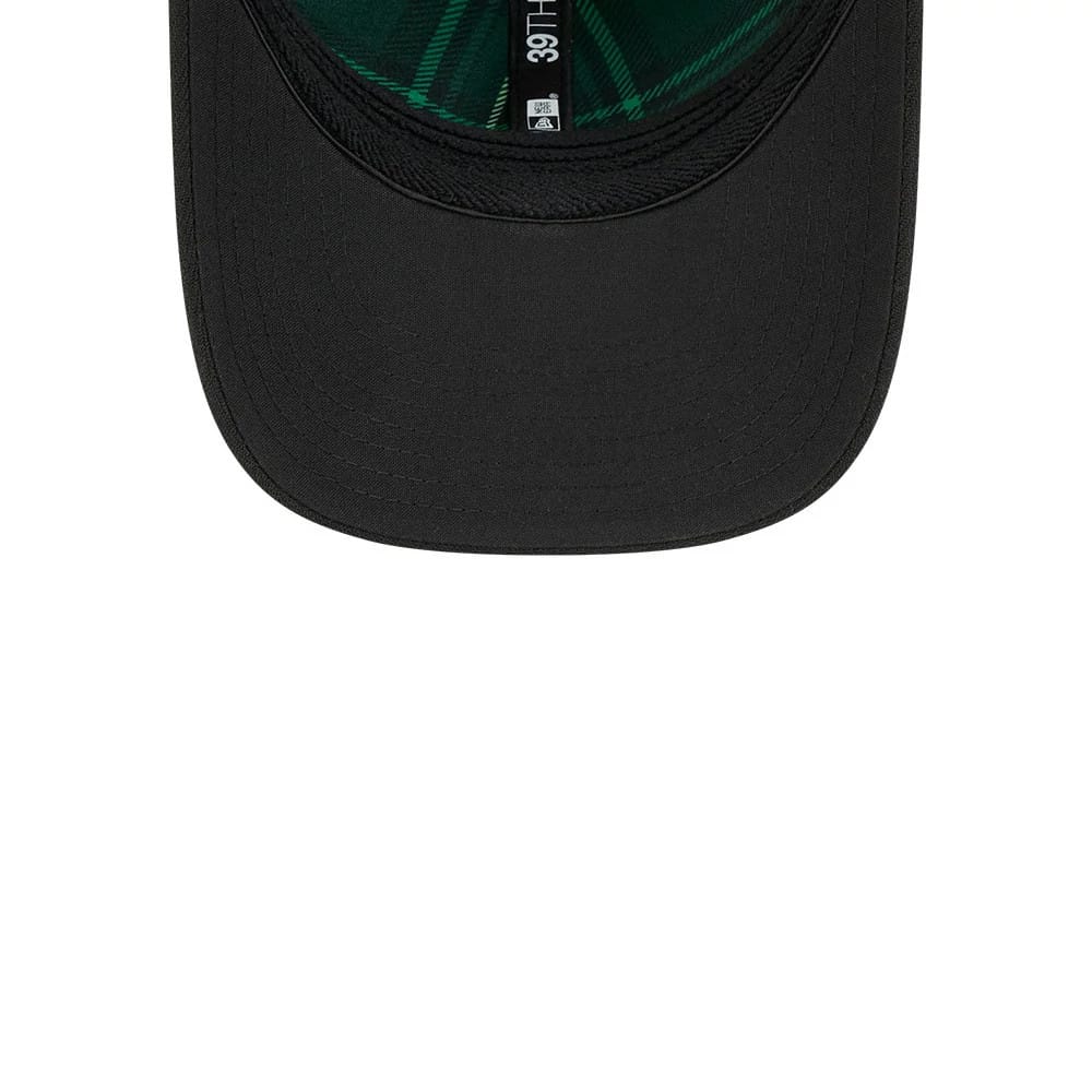 Mets MLB Saint Patrick's Day Black New Era 39THIRTY M-Crown A-Frame Stretch Fit Cap, inside view showing green plaid undervisor, black sweatband, and inner taping with 39THIRTY branding on a structured black crown.