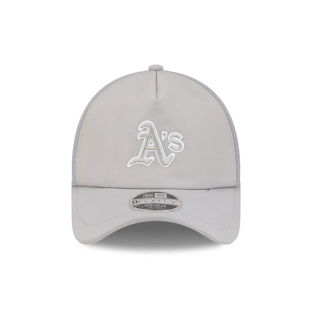Pictured is this MLB Batting Practice 2026 Athletics 9FORTY Apex cap in grey. 2